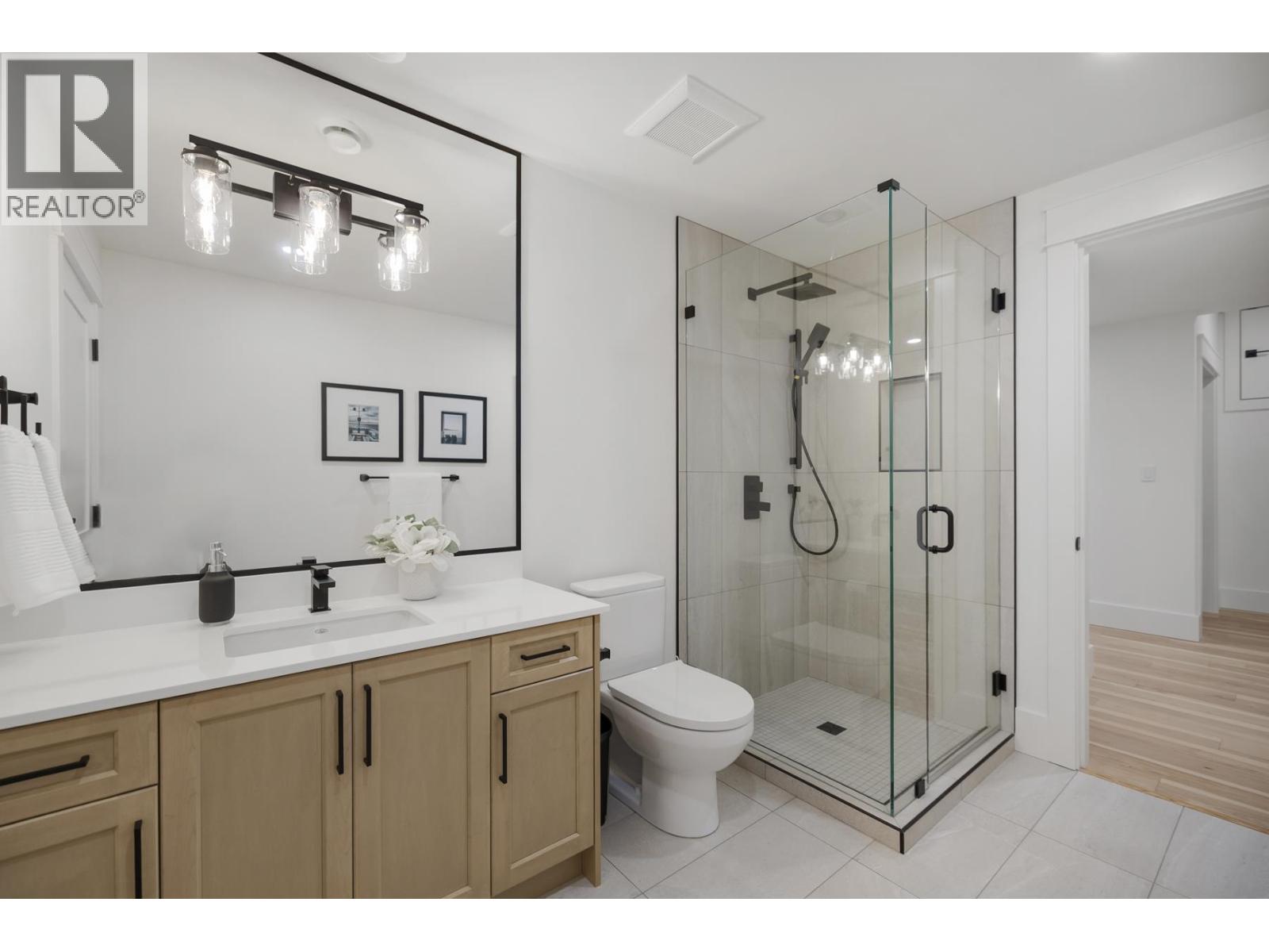 1007 Ioco Road, Port Moody, British Columbia  V3H 2W9 - Photo 37 - R3102975