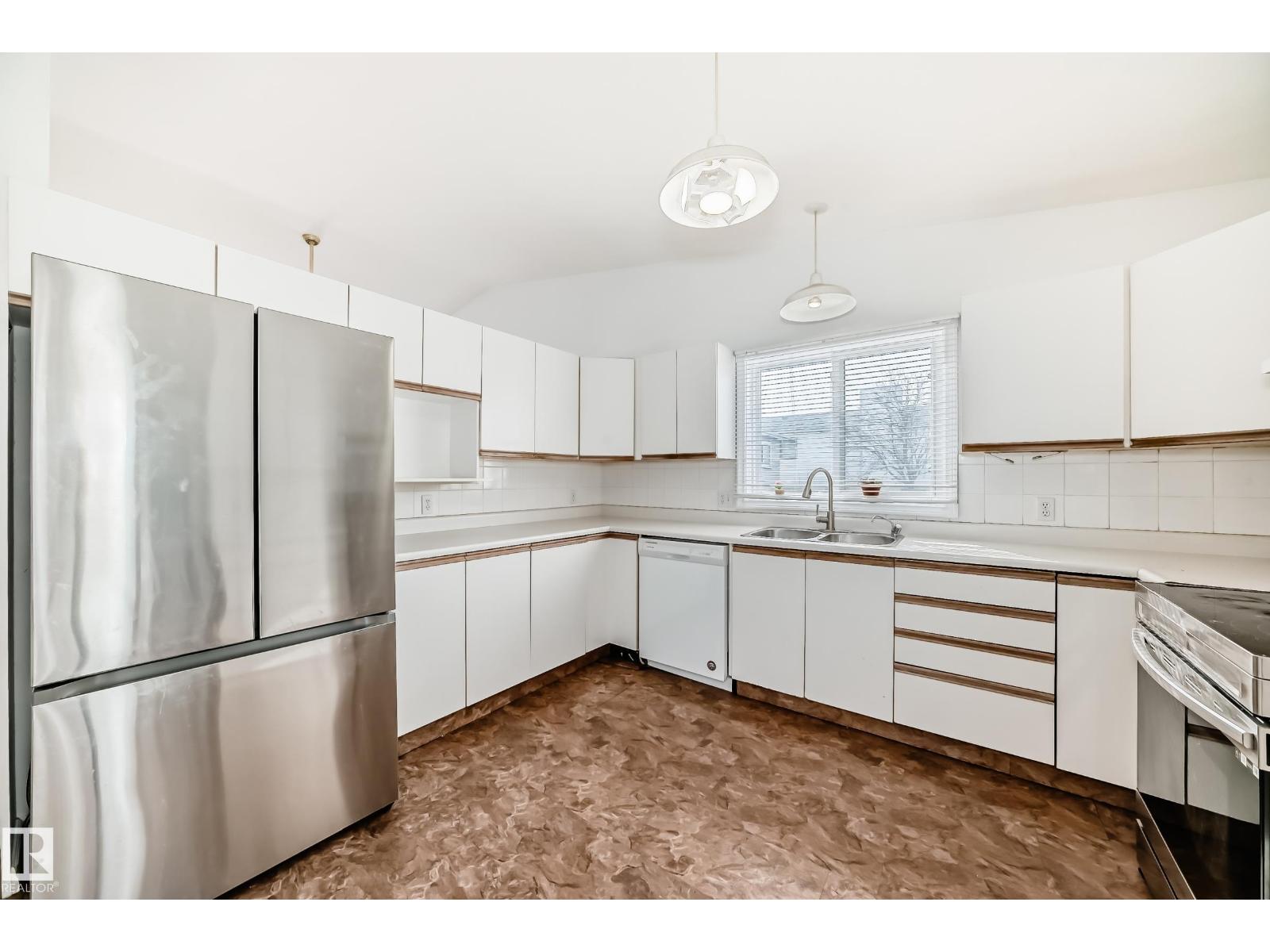 1832 42 St Nw, Edmonton, Alberta  T6L 3H5 - Photo 6 - E4478823