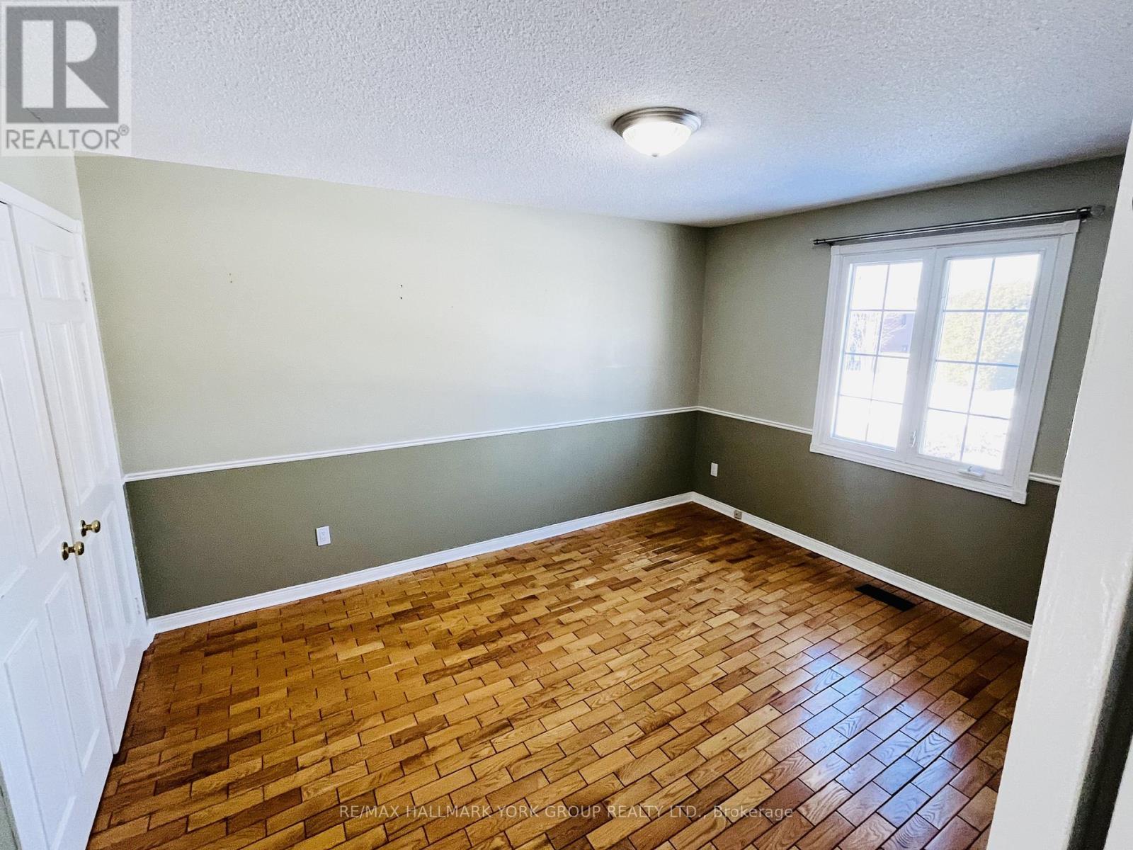 191 Burton Grove, King, Ontario  L7B 1C7 - Photo 15 - N12754264