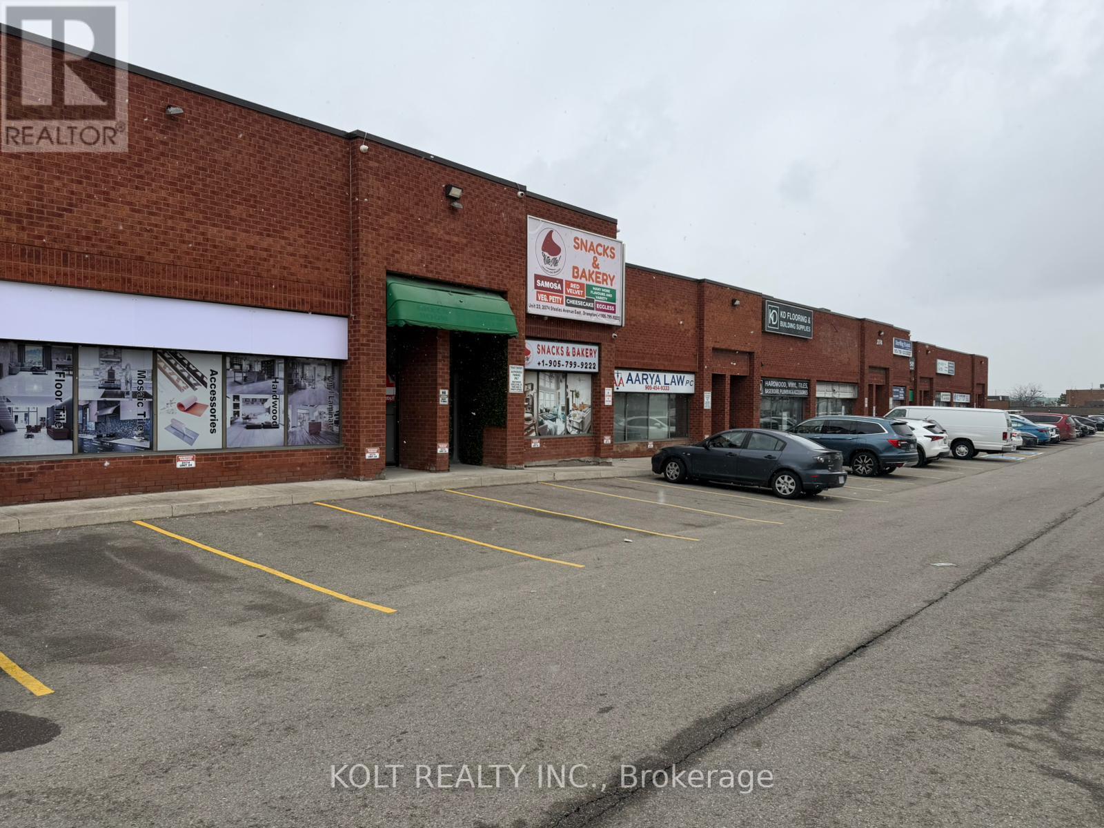24 - 2074 STEELES AVENUE E, Brampton, Ontario