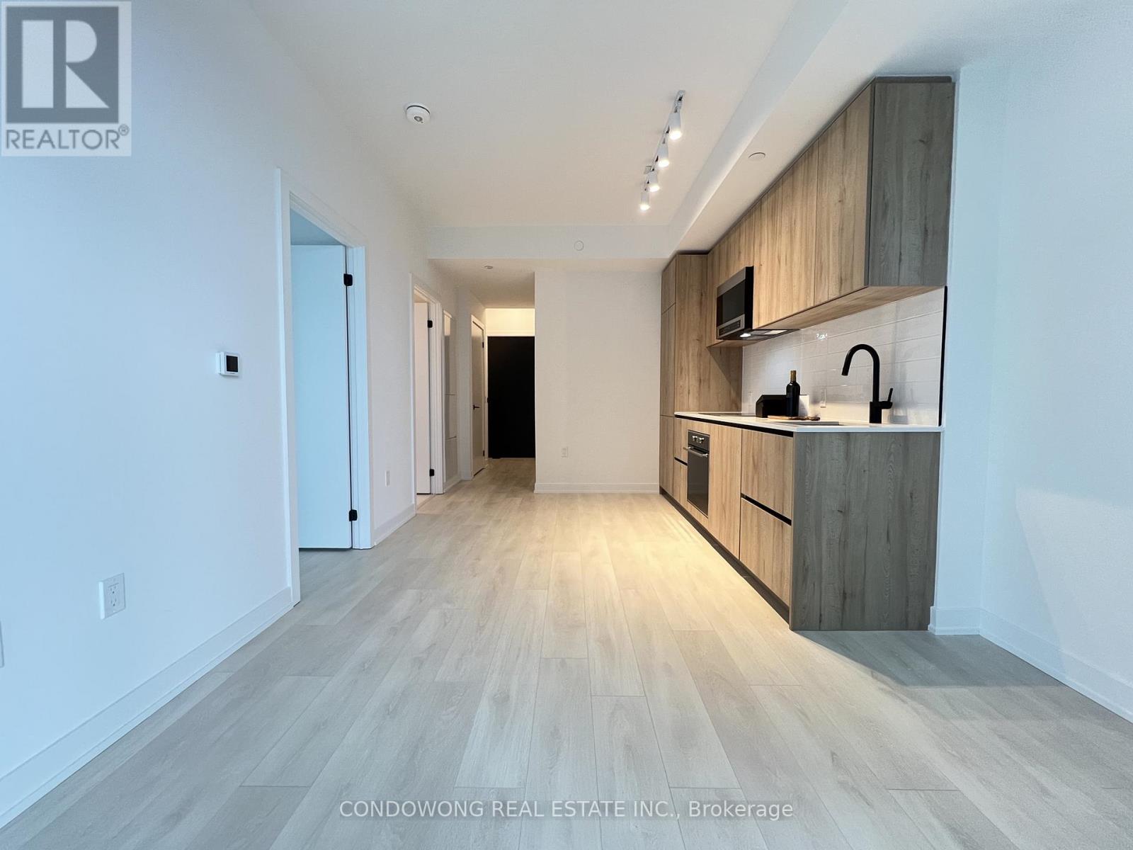 2313 - 117 Broadway Avenue, Toronto, Ontario M4P 1V3 - Photo 3 - C12915668