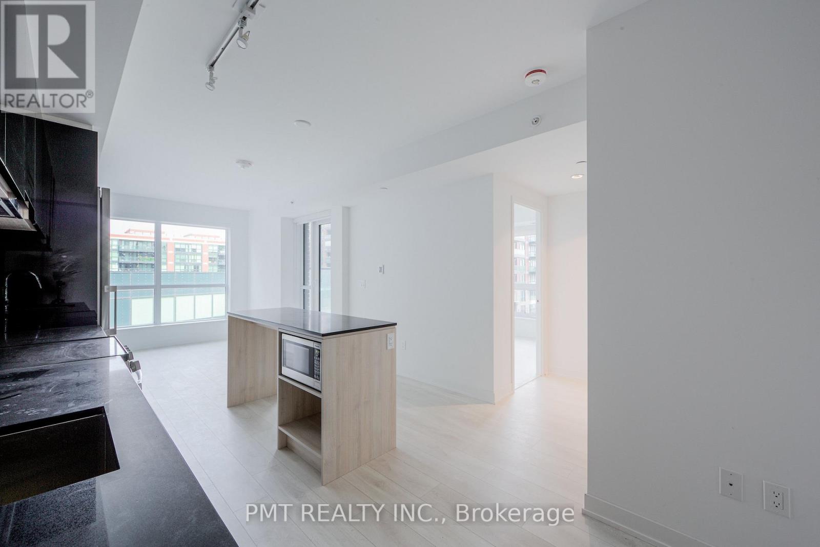 339 - 31 Tippett Road, Toronto, Ontario  M3H 0C8 - Photo 4 - C12915678