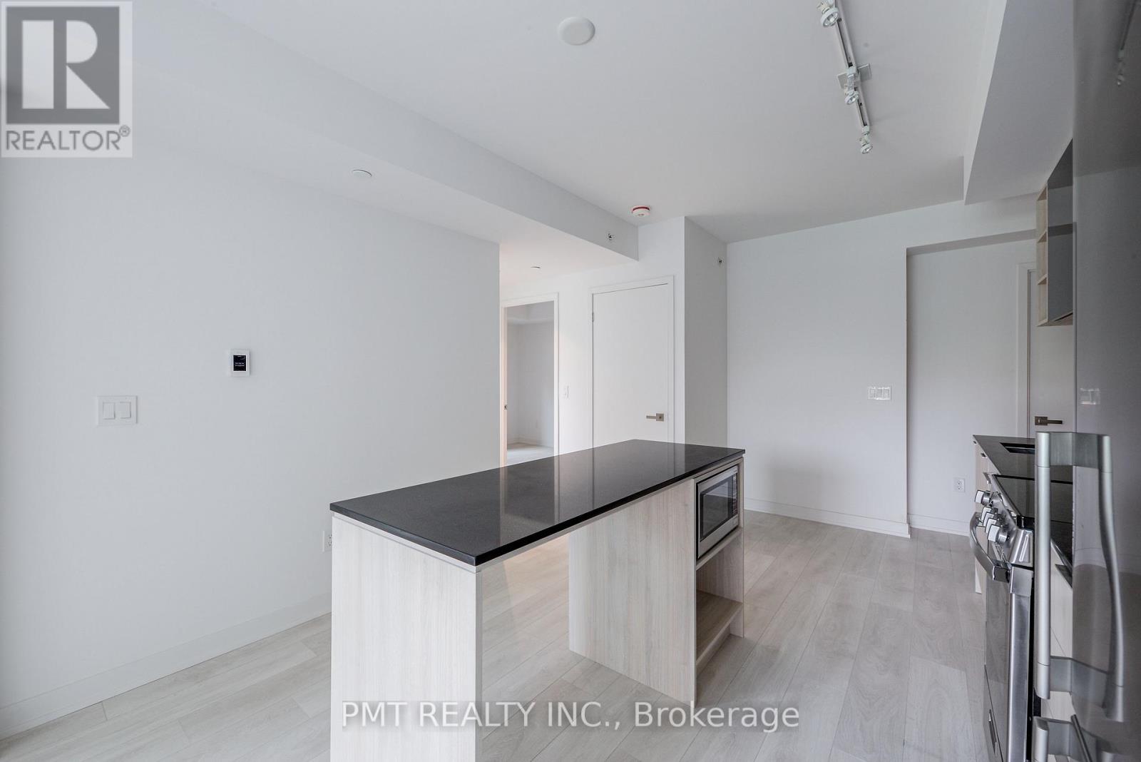 339 - 31 Tippett Road, Toronto, Ontario  M3H 0C8 - Photo 8 - C12915678