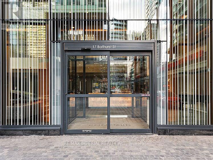 1902 - 17 Bathurst Street, Toronto, Ontario  M6A 2E1 - Photo 2 - C12915714