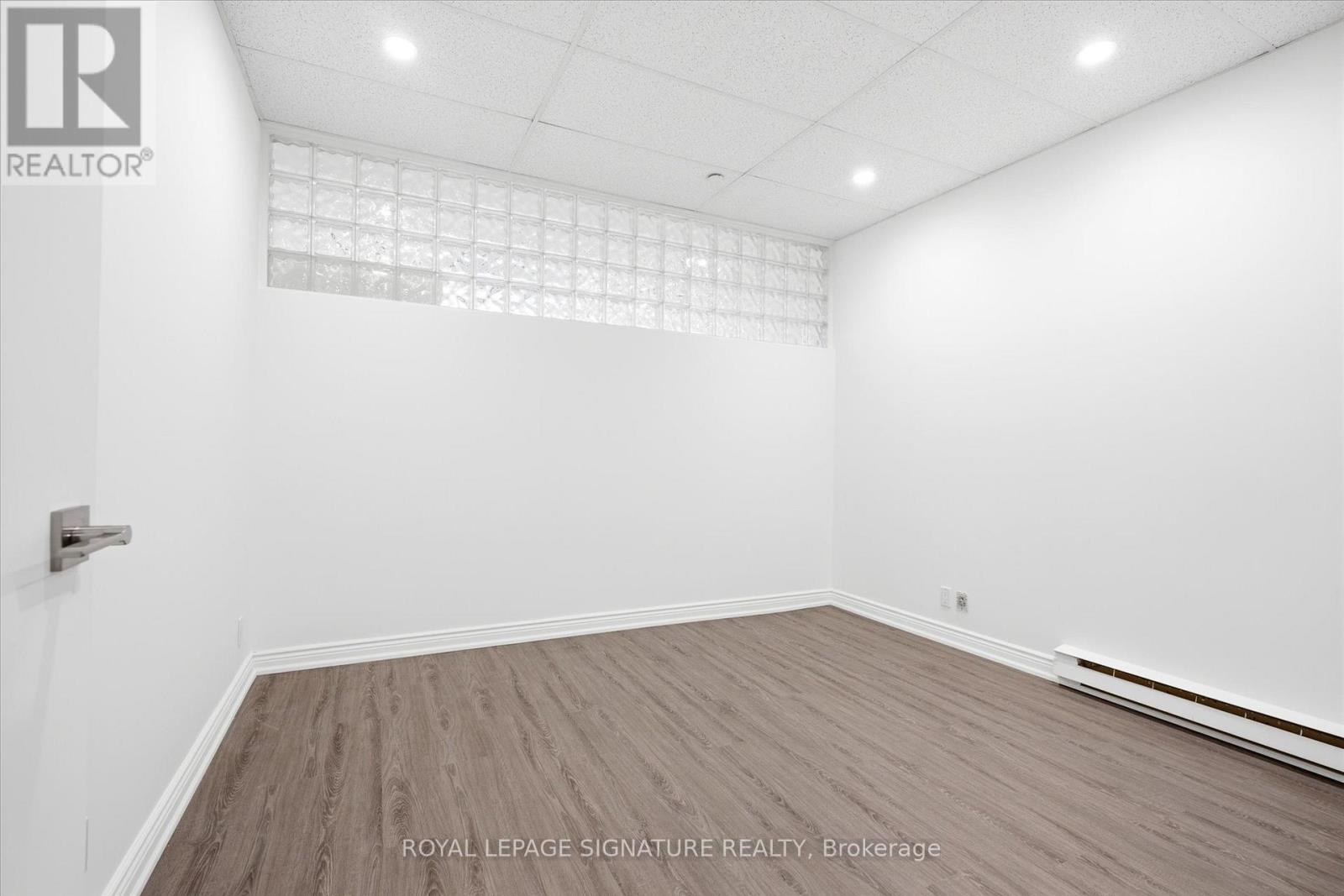 101 - 2900 Yonge Street, Toronto, Ontario  M4N 3N8 - Photo 17 - C12915750