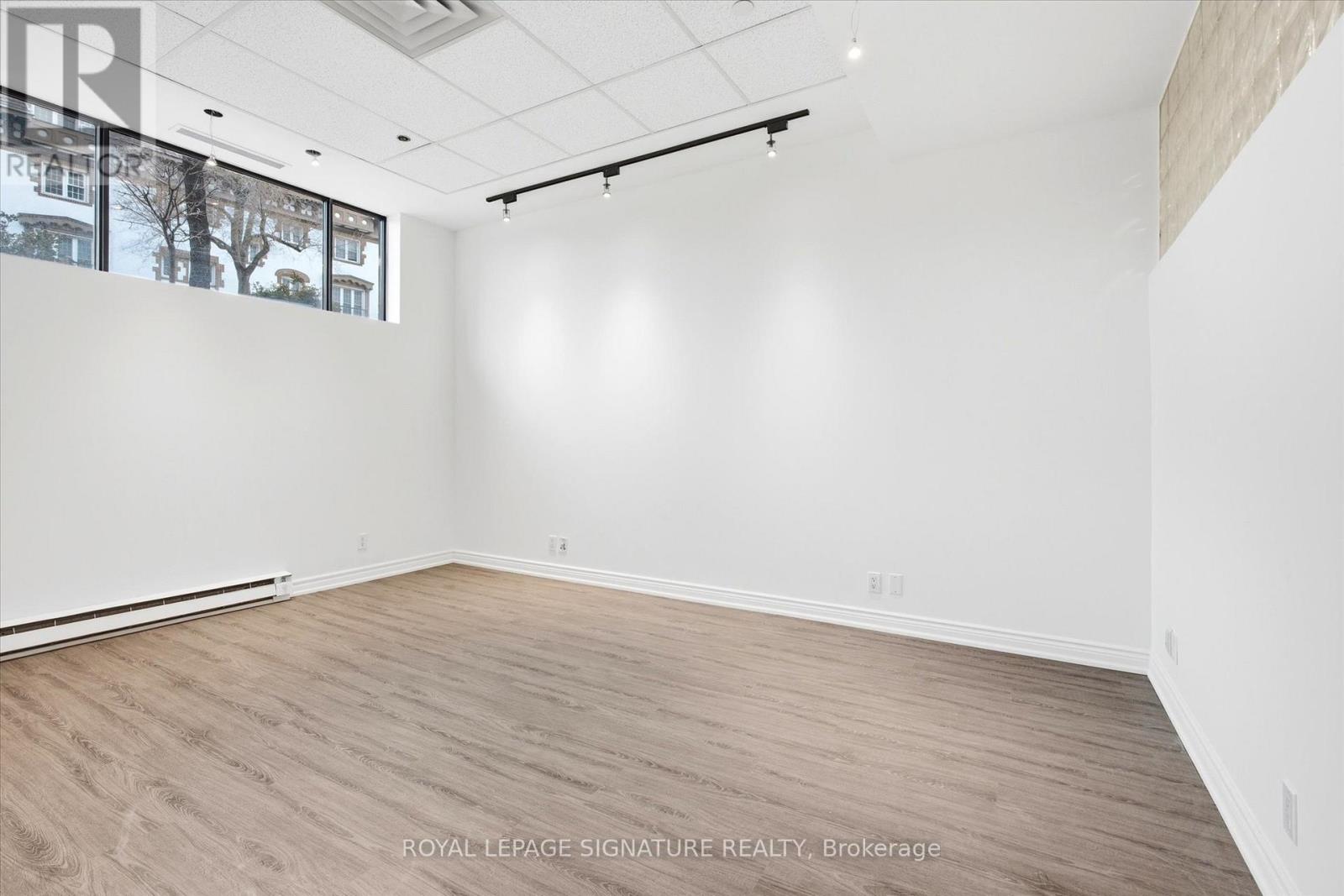 101 - 2900 Yonge Street, Toronto, Ontario  M4N 3N8 - Photo 24 - C12915750