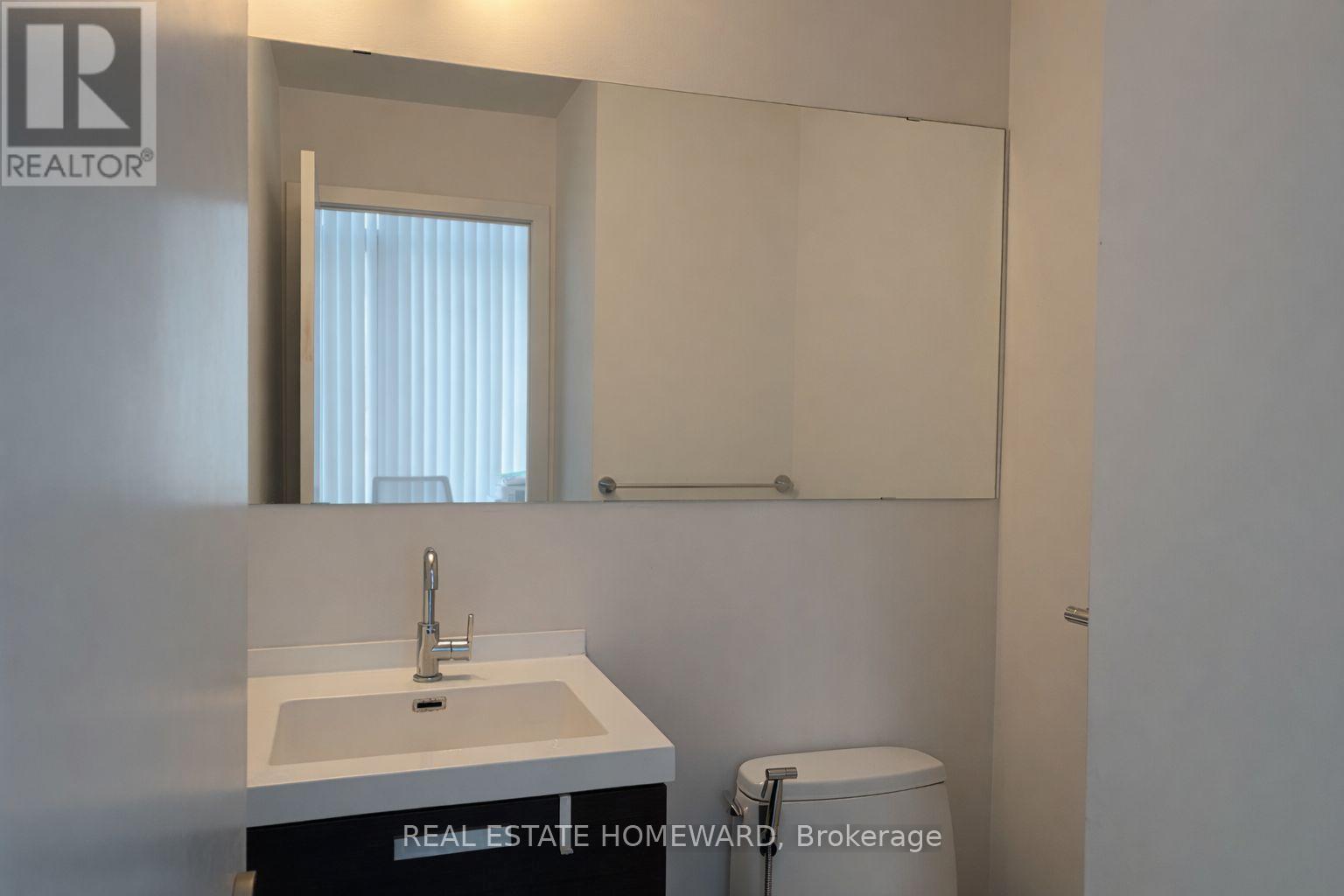 309 - 1815 Yonge Street, Toronto, Ontario  M4T 2A4 - Photo 10 - C12915766