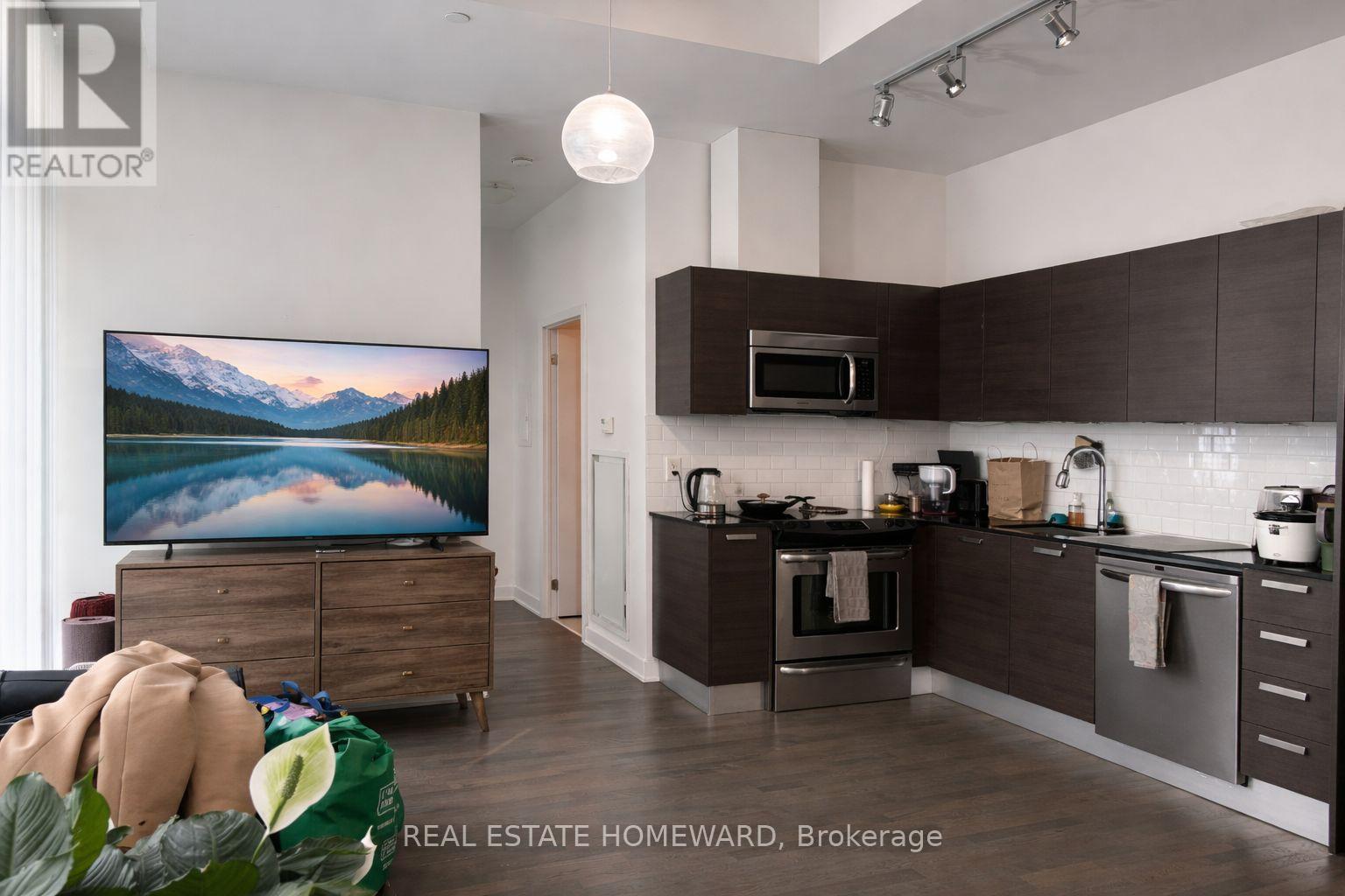 309 - 1815 Yonge Street, Toronto, Ontario  M4T 2A4 - Photo 2 - C12915766