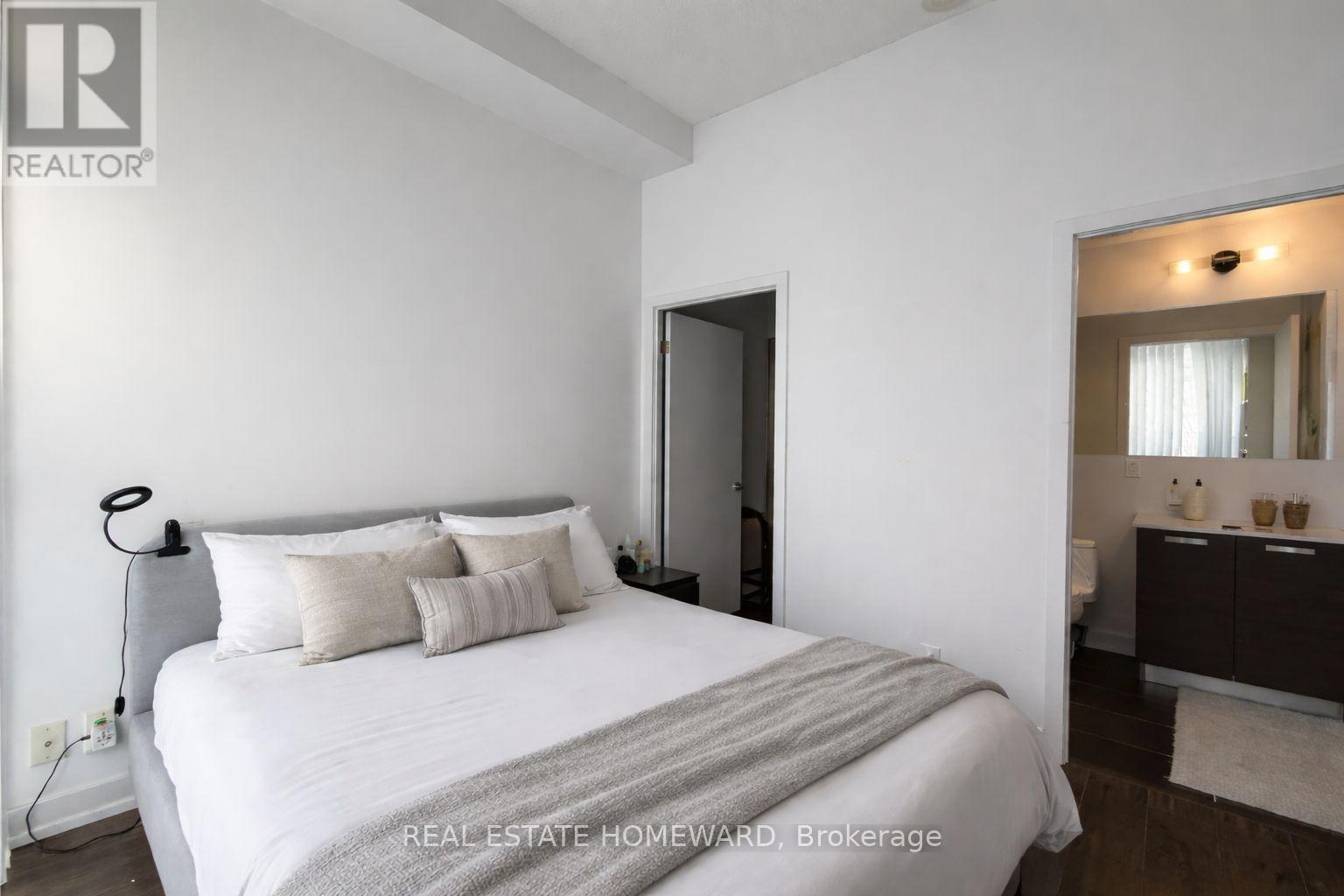 309 - 1815 Yonge Street, Toronto, Ontario  M4T 2A4 - Photo 5 - C12915766