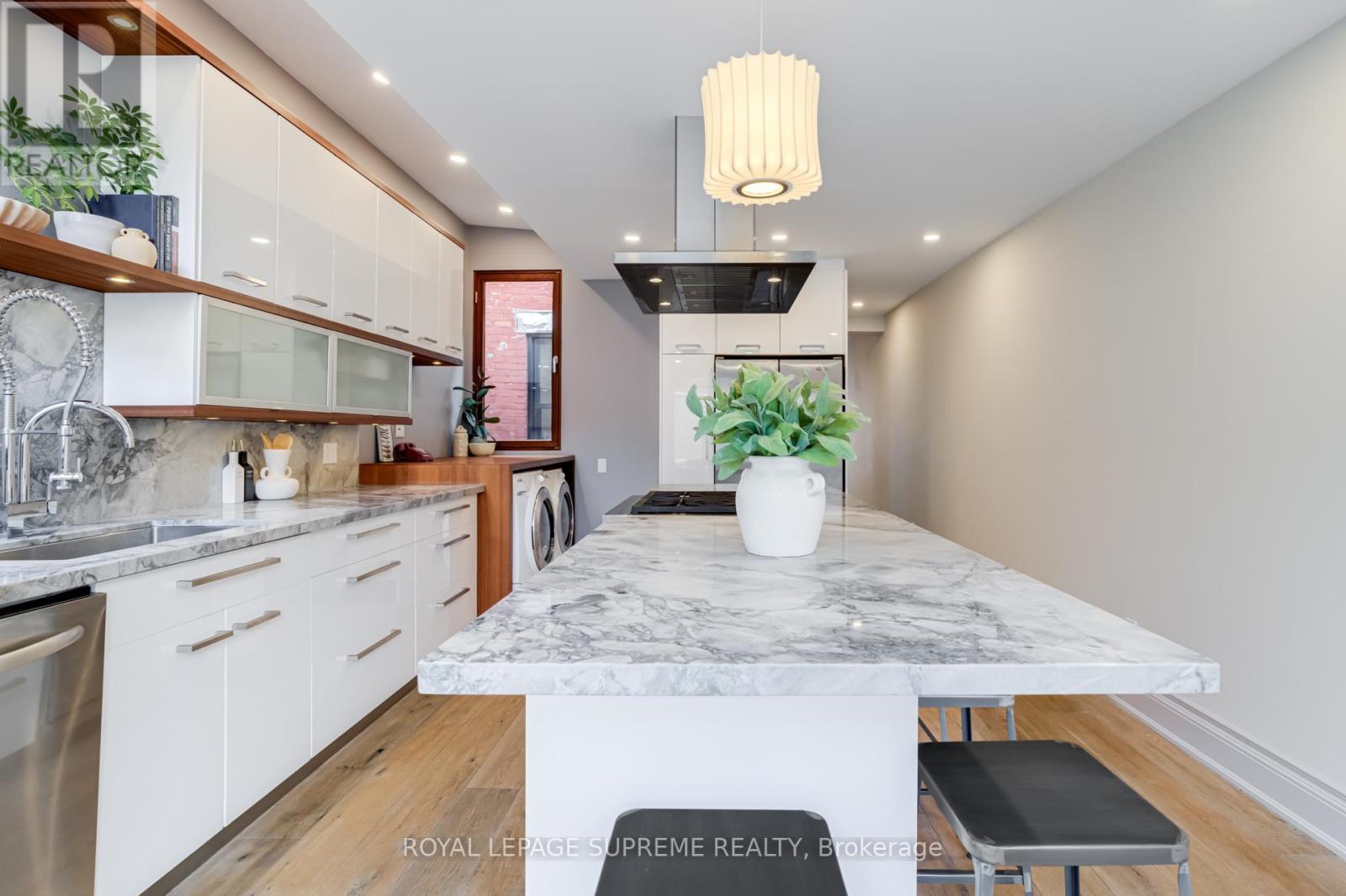 2 Plymouth Avenue, Toronto, Ontario  M6J 1Z1 - Photo 16 - C12915780