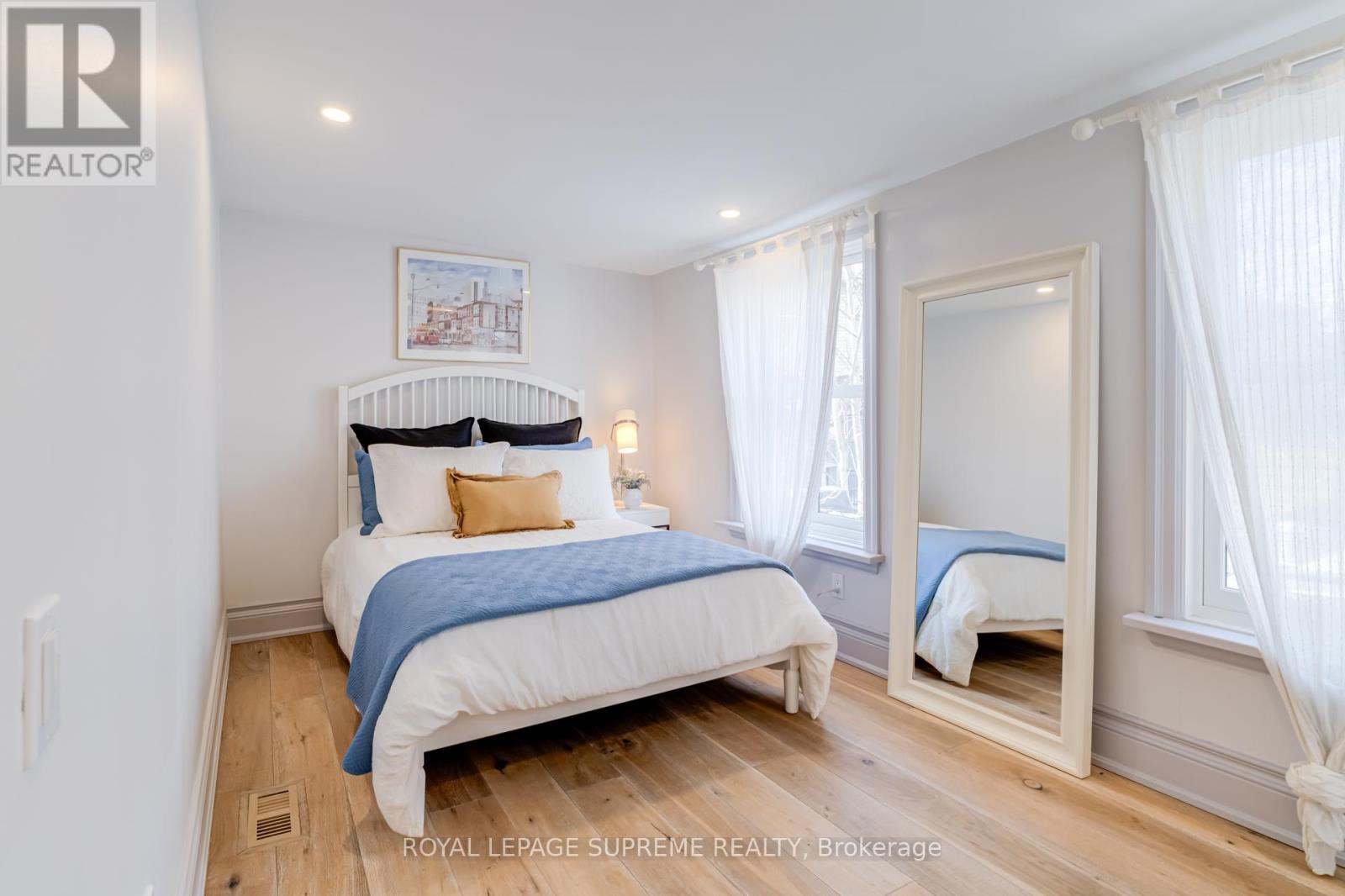 2 Plymouth Avenue, Toronto, Ontario  M6J 1Z1 - Photo 22 - C12915780