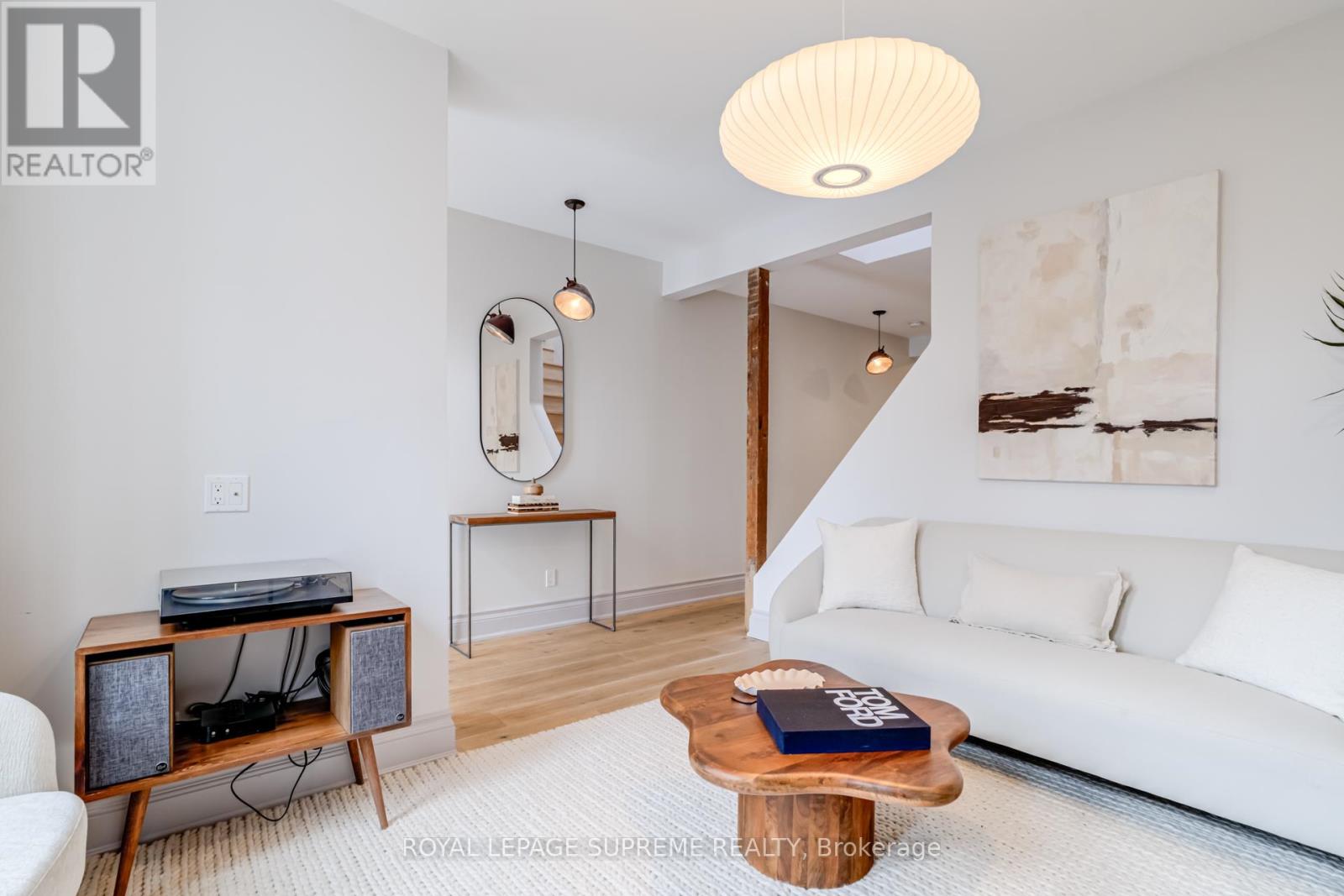 2 Plymouth Avenue, Toronto, Ontario  M6J 1Z1 - Photo 8 - C12915780