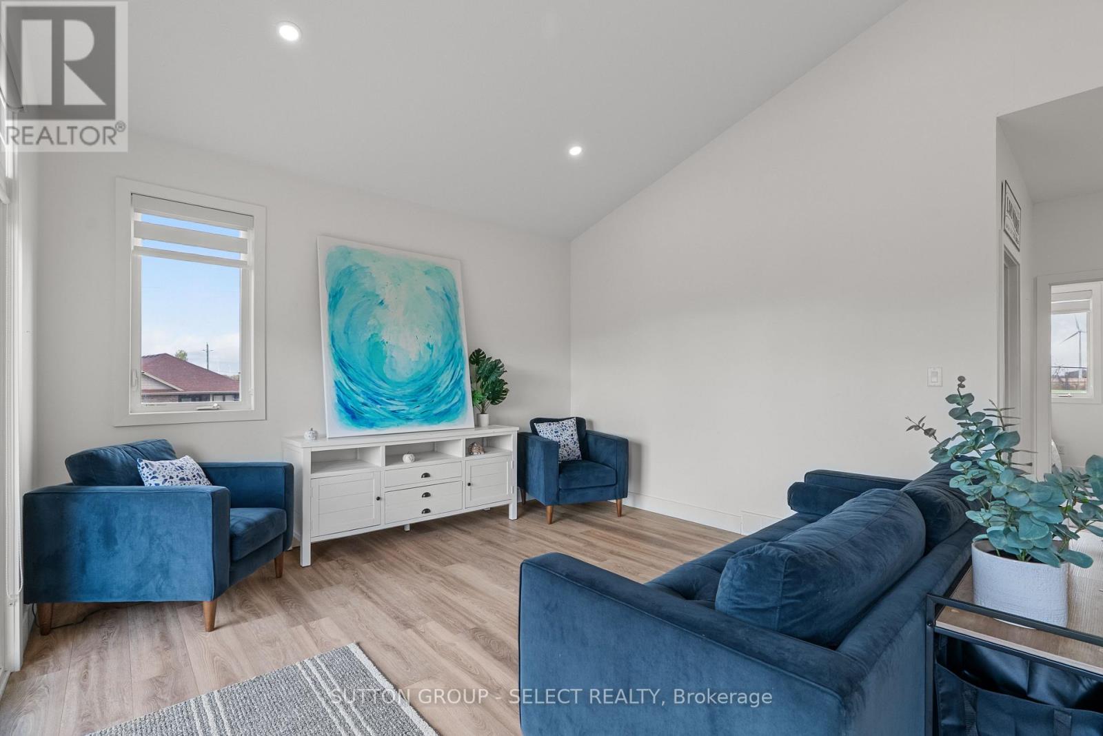 33977 Kildeer Drive, Bluewater, Ontario  N0M 1N0 - Photo 21 - X12519658