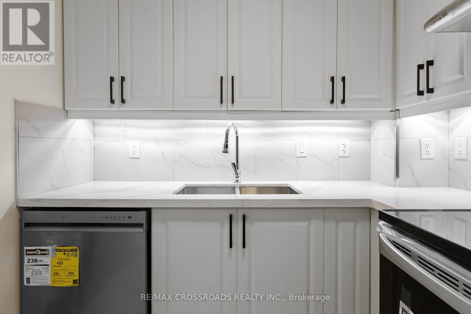 303 - 5225 Finch Avenue E, Toronto, Ontario  M1S 5W8 - Photo 18 - E12915736