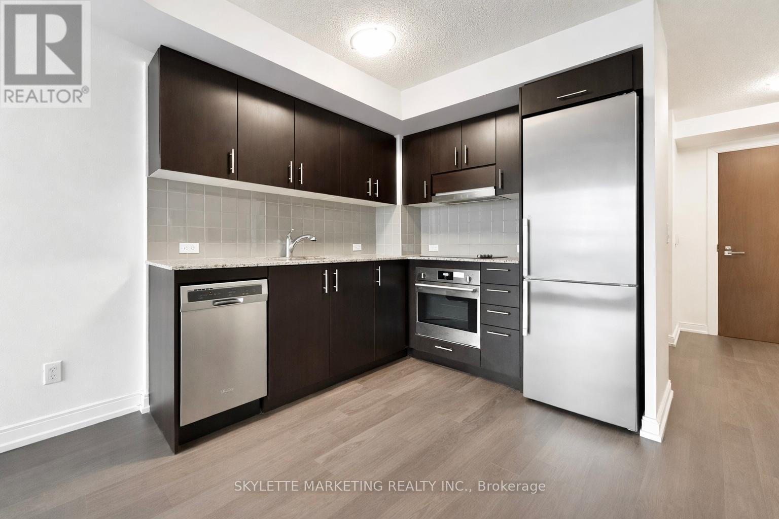 1806 - 255 Village Green Square, Toronto, Ontario  M1S 0L7 - Photo 2 - E12915740