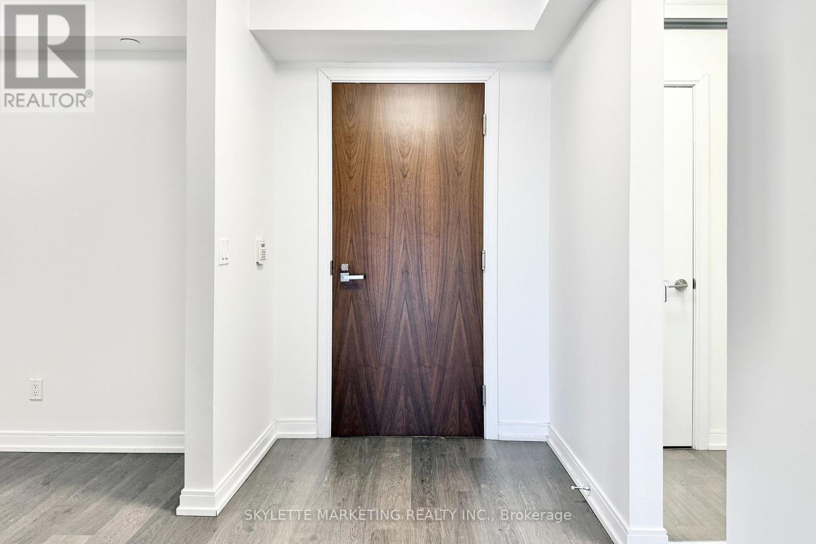 1806 - 255 Village Green Square, Toronto, Ontario  M1S 0L7 - Photo 27 - E12915740