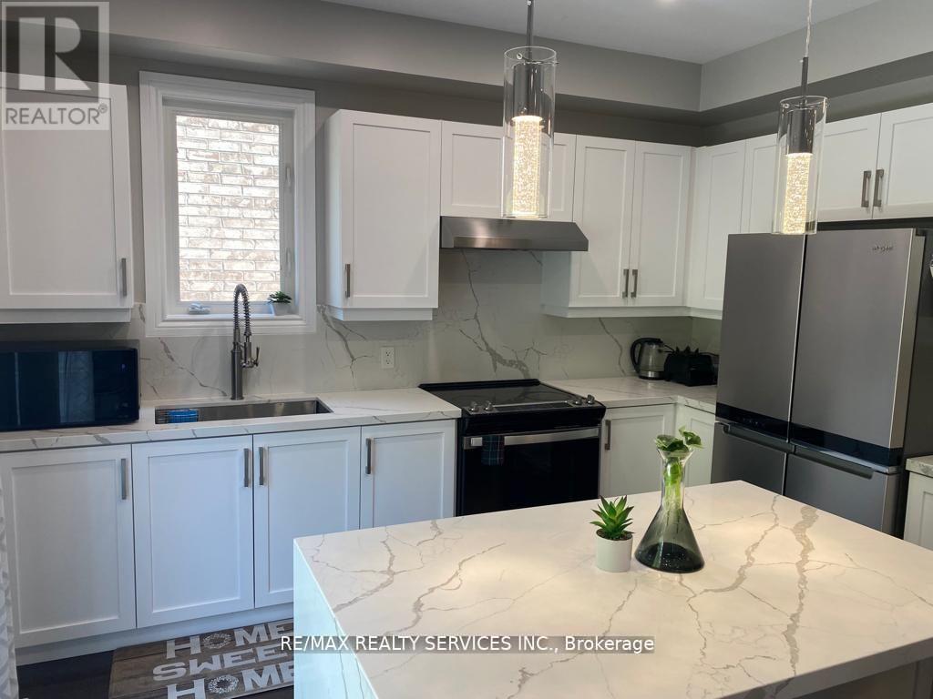 58 Promenade Drive N, Whitby, Ontario  L1R 0L4 - Photo 11 - E12915788