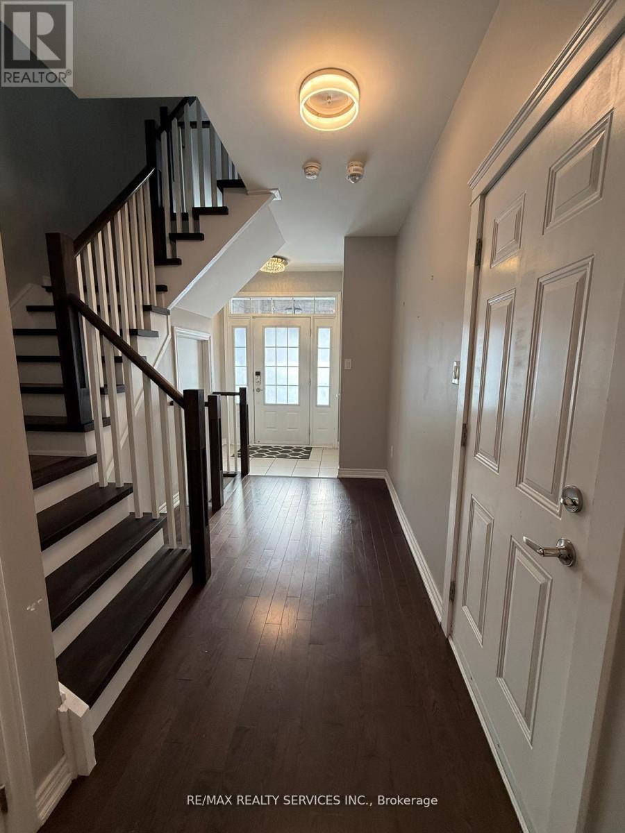 58 Promenade Drive N, Whitby, Ontario  L1R 0L4 - Photo 4 - E12915788