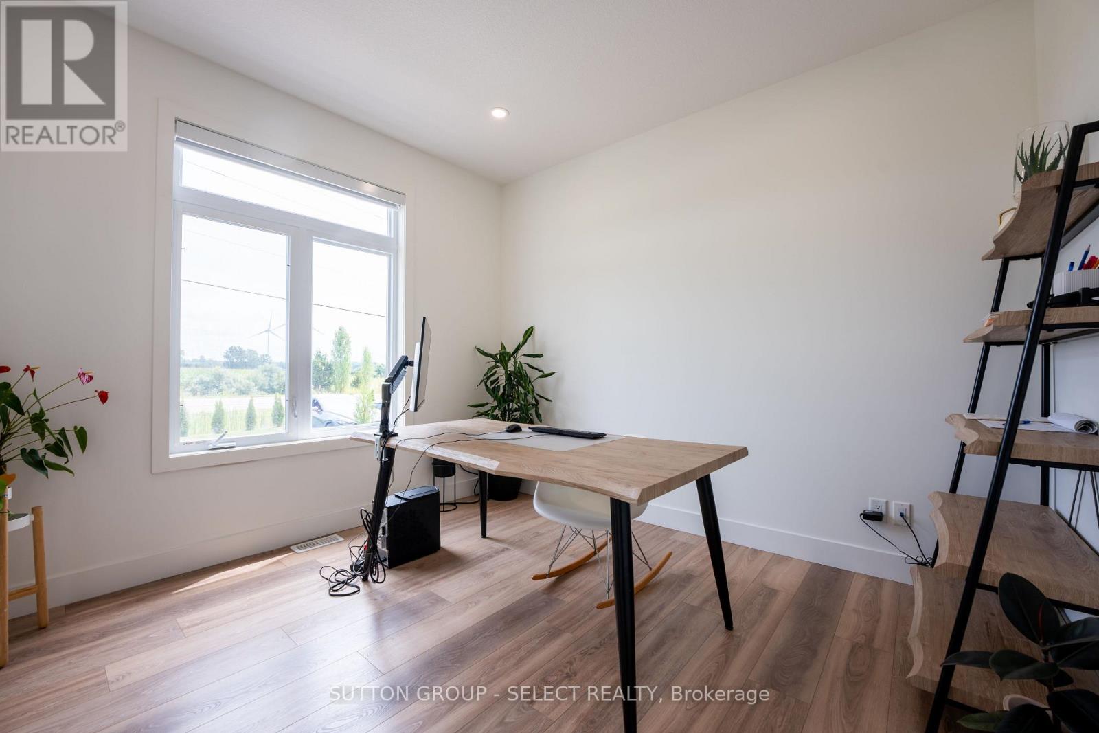 33977 Kildeer Drive, Bluewater, Ontario  N0M 1N0 - Photo 7 - X12519658