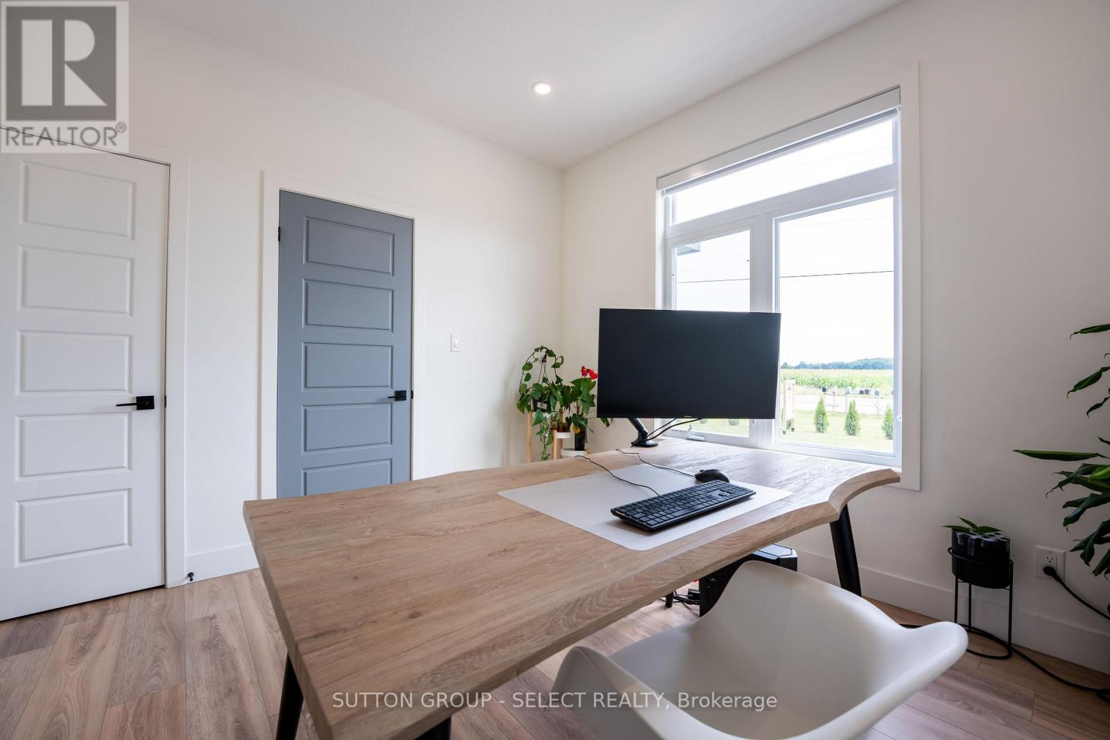 33977 Kildeer Drive, Bluewater, Ontario  N0M 1N0 - Photo 6 - X12519658