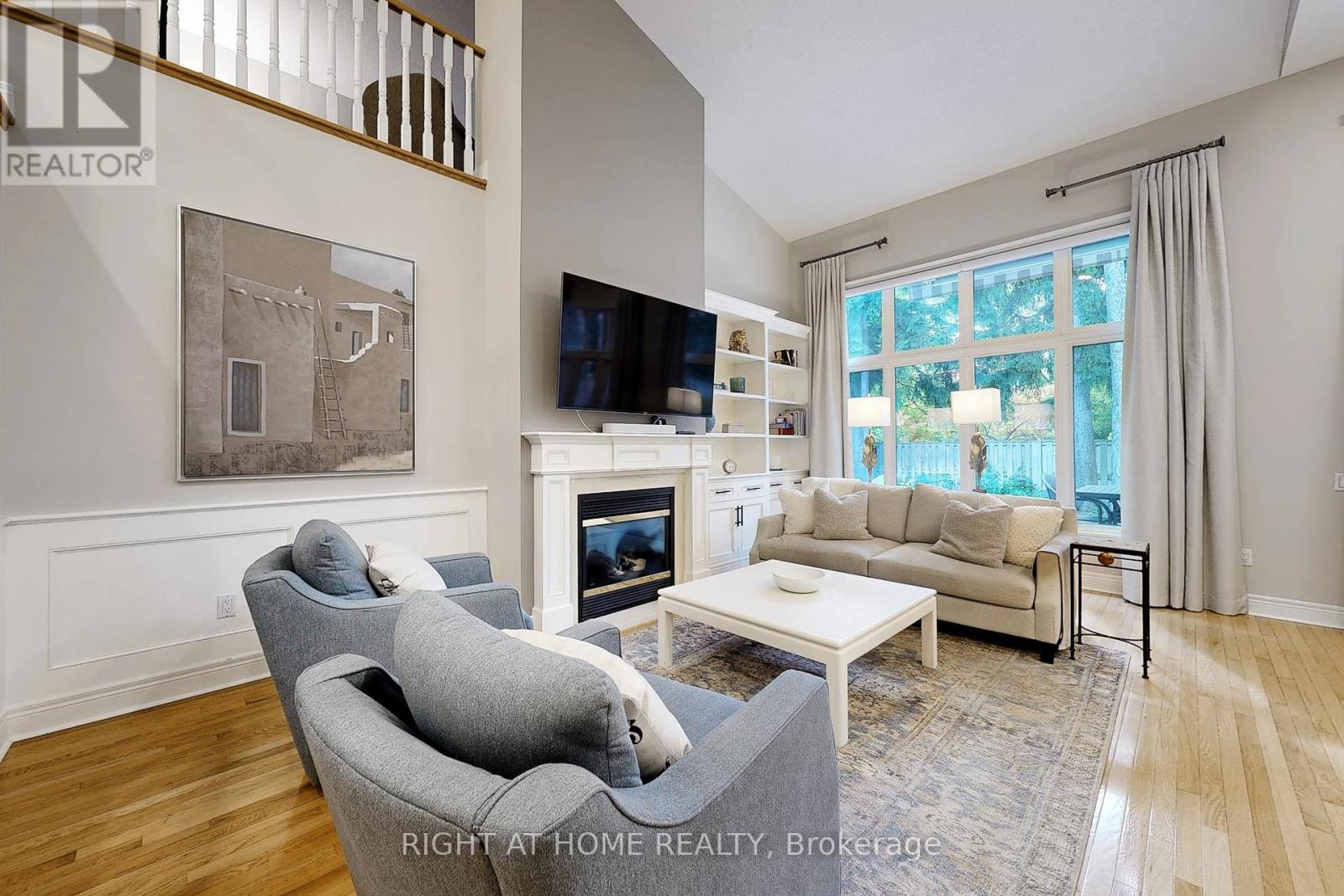 9 Arlington Way, Markham, Ontario  L3T 7W9 - Photo 2 - N12915666