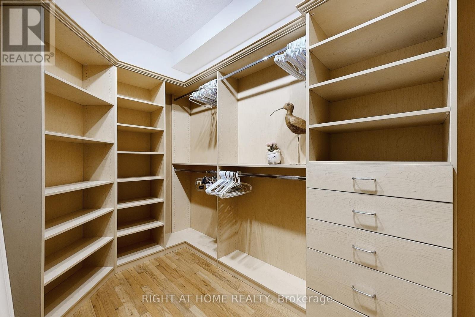 9 Arlington Way, Markham, Ontario  L3T 7W9 - Photo 23 - N12915666