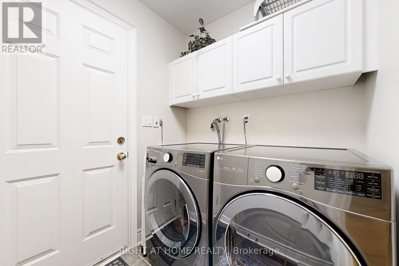 9 Arlington Way, Markham, Ontario  L3T 7W9 - Photo 28 - N12915666