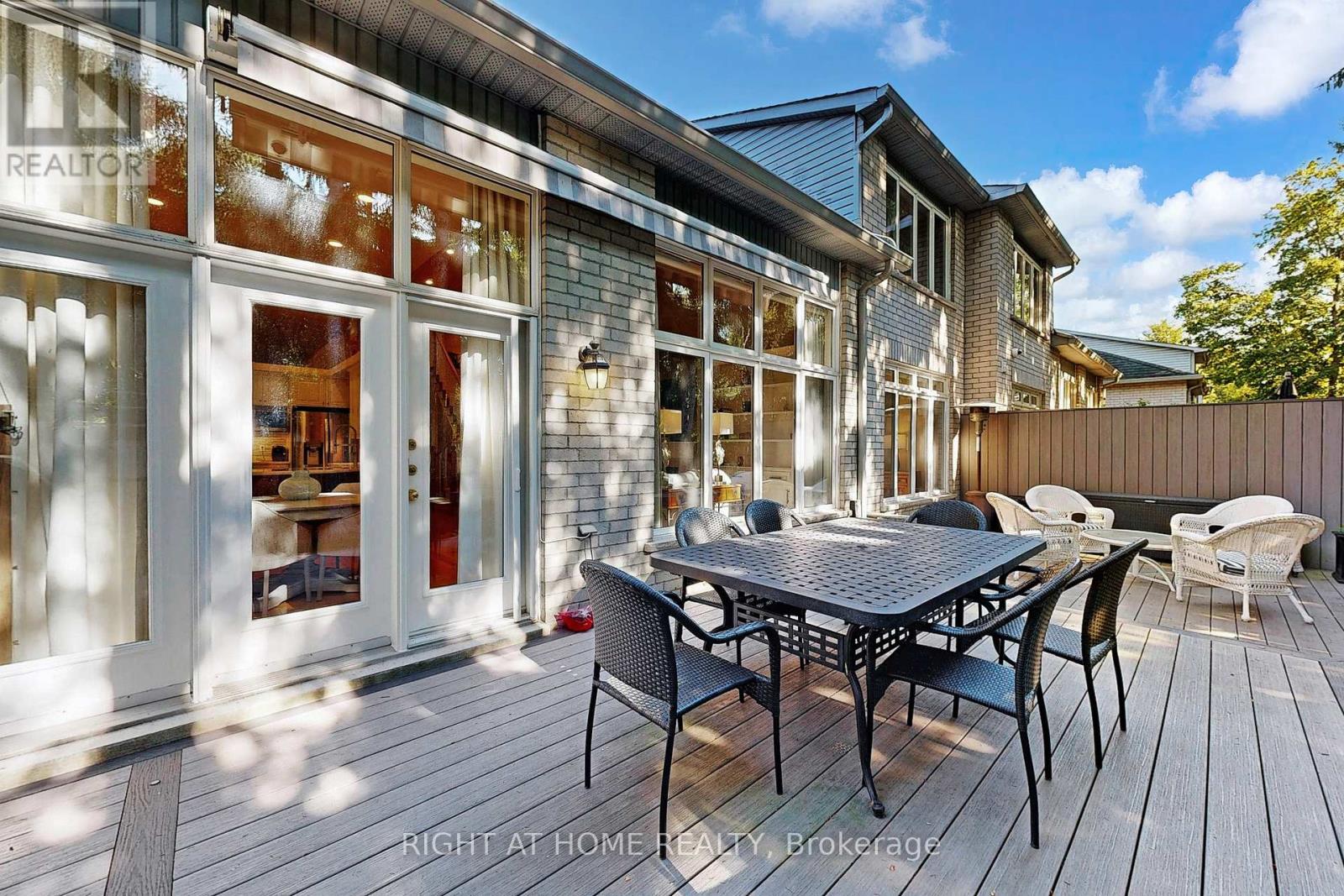 9 Arlington Way, Markham, Ontario  L3T 7W9 - Photo 48 - N12915666