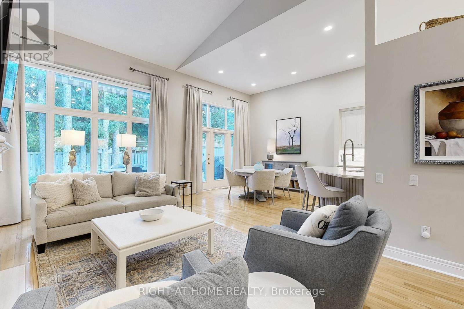 9 Arlington Way, Markham, Ontario  L3T 7W9 - Photo 5 - N12915666