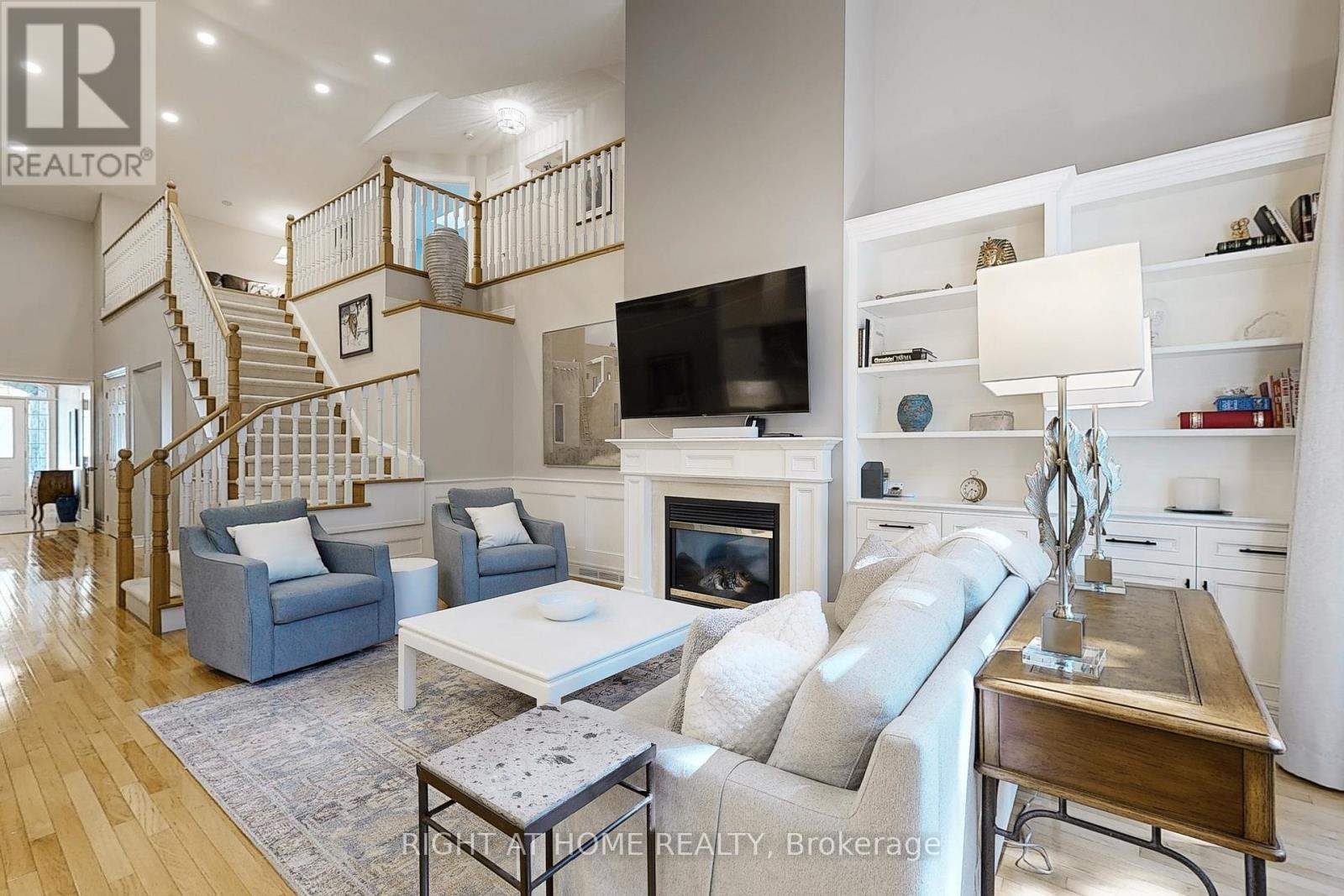 9 Arlington Way, Markham, Ontario  L3T 7W9 - Photo 6 - N12915666