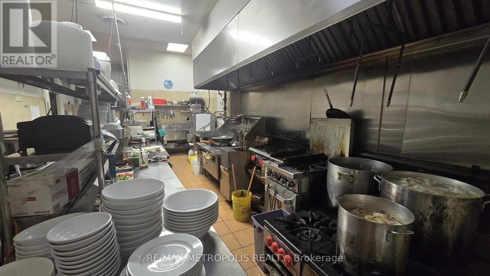 7887 Weston Road, Vaughan, Ontario  L4L 1A6 - Photo 12 - N12915670