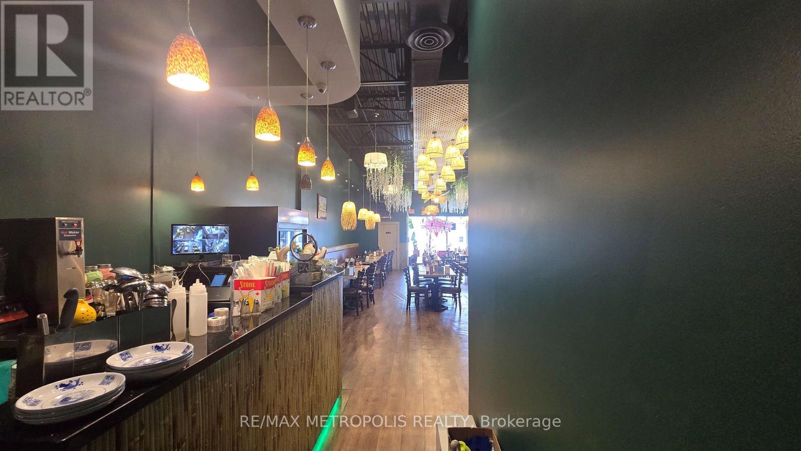 7887 Weston Road, Vaughan, Ontario  L4L 1A6 - Photo 5 - N12915670