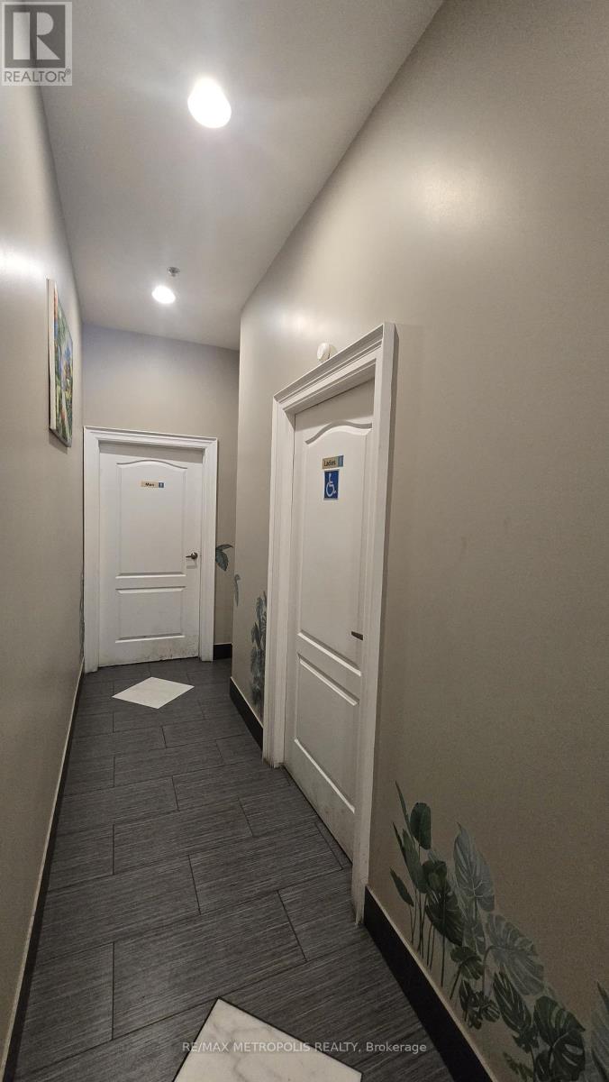 7887 Weston Road, Vaughan, Ontario  L4L 1A6 - Photo 6 - N12915670