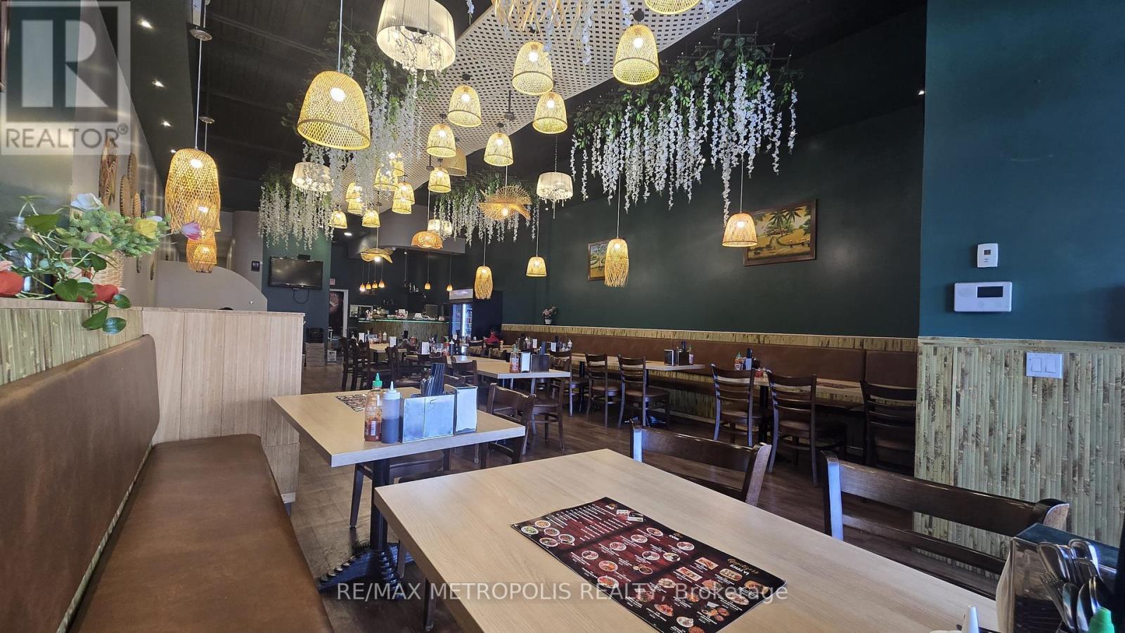 7887 Weston Road, Vaughan, Ontario  L4L 1A6 - Photo 7 - N12915670