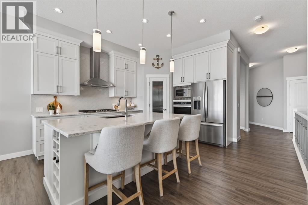 55 Mist Mountain Rise, Okotoks, Alberta  T1S 5R4 - Photo 2 - A2294310