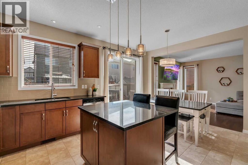 154 Windwood Grove Sw, Airdrie, Alberta  T4B 3S8 - Photo 6 - A2295142