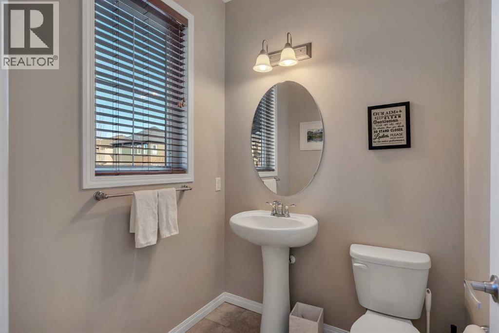 154 Windwood Grove Sw, Airdrie, Alberta  T4B 3S8 - Photo 14 - A2295142