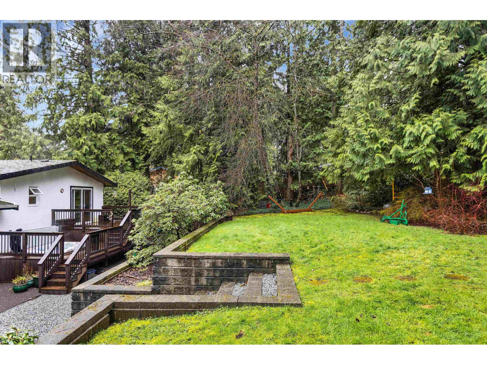 12146 Rothsay Street, Maple Ridge, British Columbia  V2W 1E2 - Photo 34 - R3101085