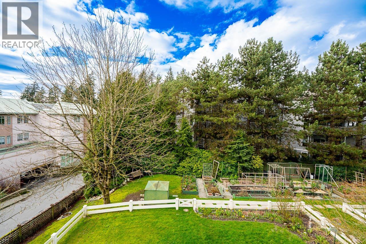 312 6745 Station Hill Court, Burnaby, British Columbia  V3N 4Z4 - Photo 32 - R3102789