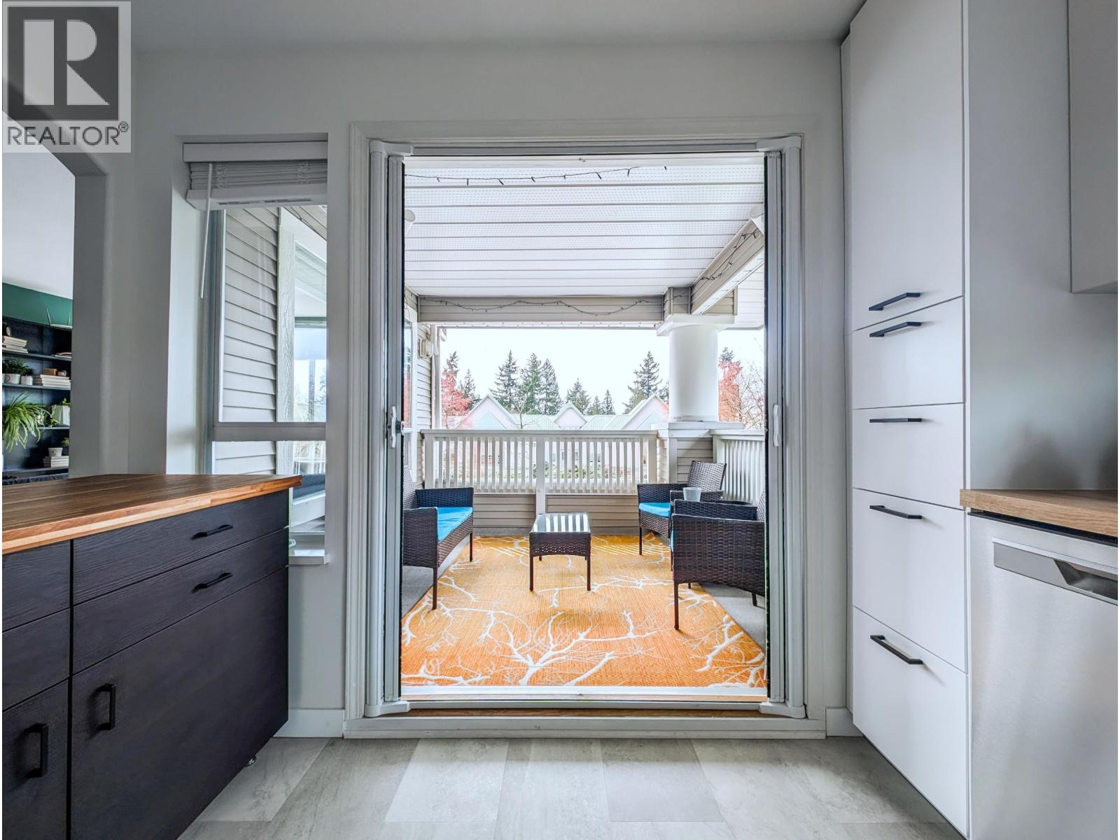 312 6745 Station Hill Court, Burnaby, British Columbia  V3N 4Z4 - Photo 16 - R3102789