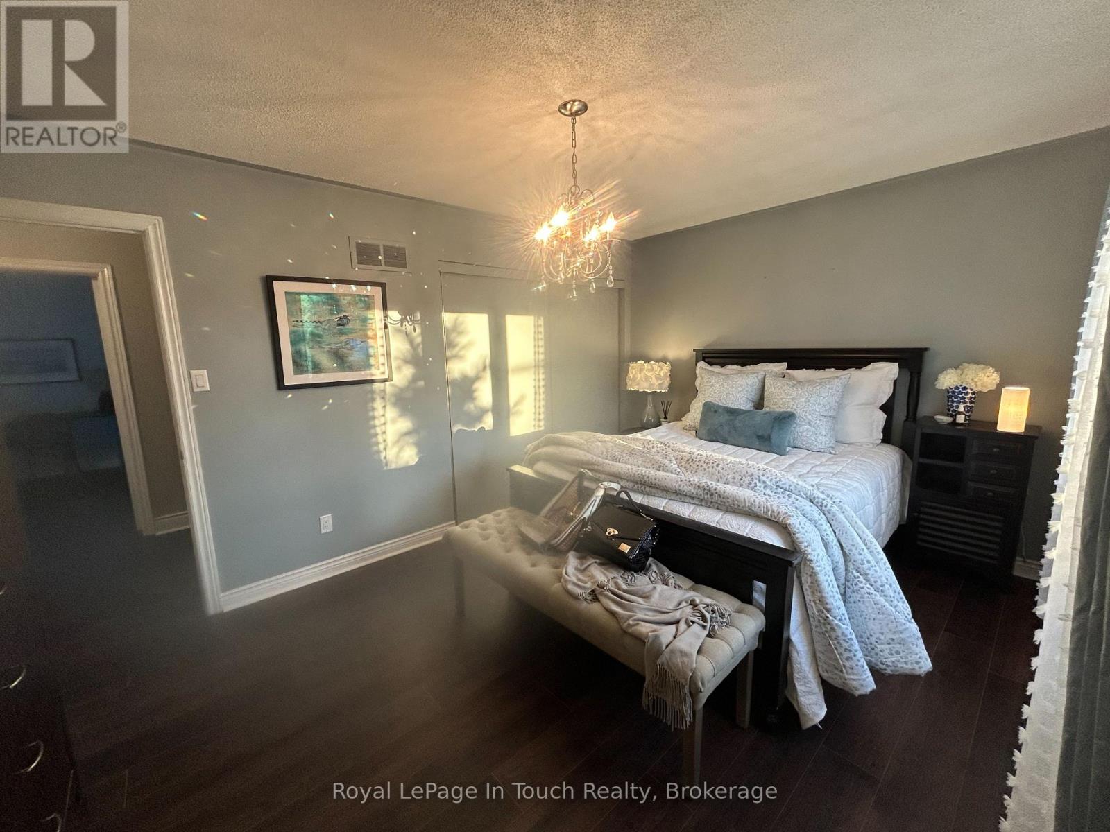 153 Ferndale Drive S, Barrie, Ontario  L4N 6X9 - Photo 21 - S12915308