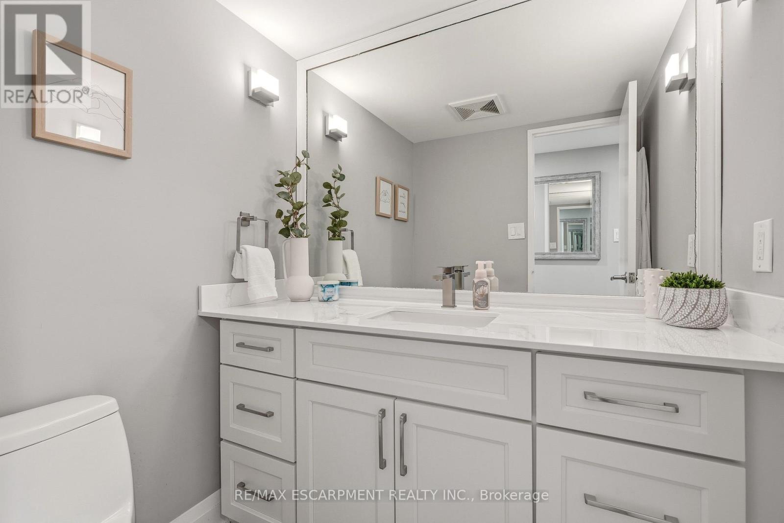 177 - 1250 Mississauga Valley Boulevard, Mississauga, Ontario  L5A 3R6 - Photo 22 - W12915682