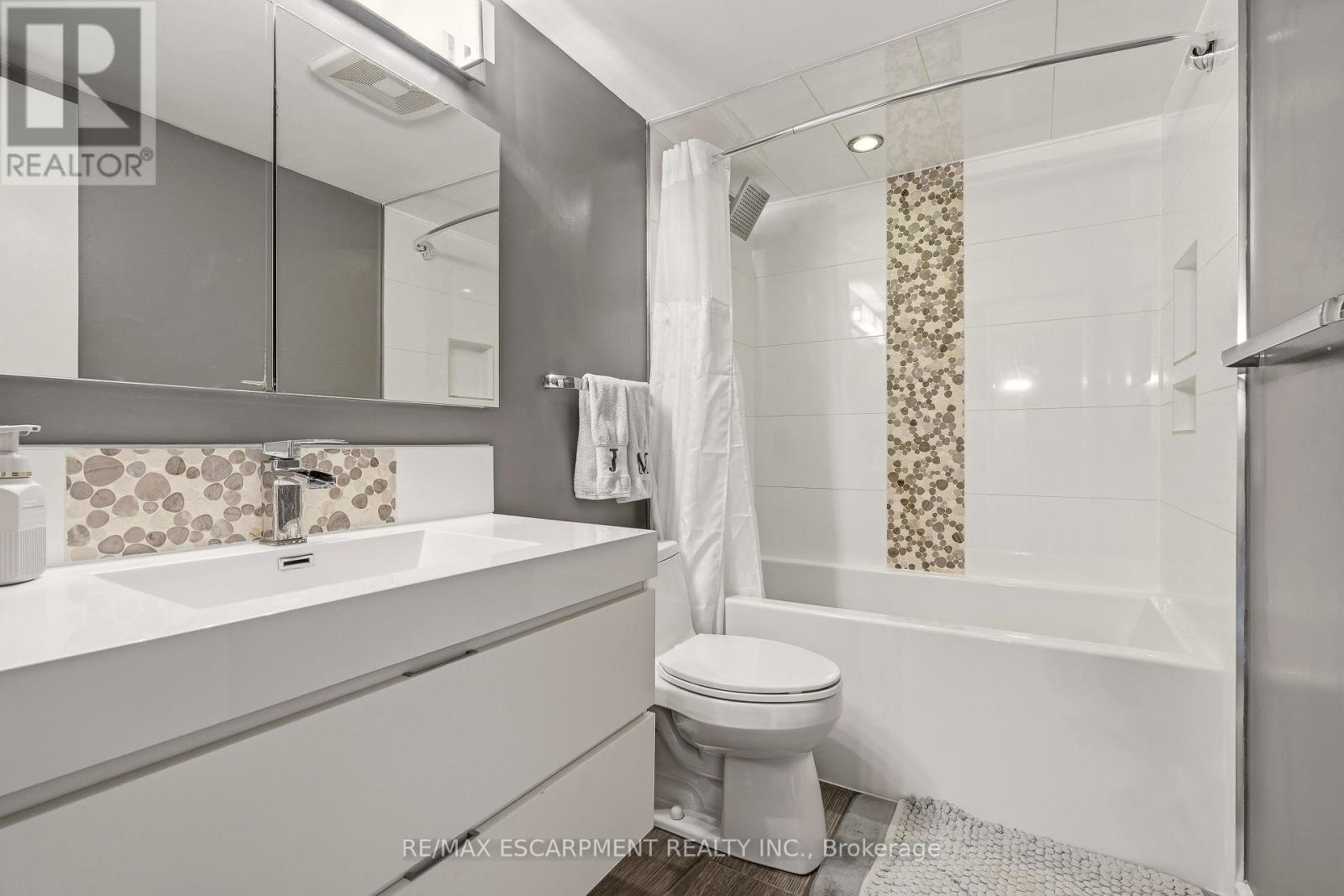 177 - 1250 Mississauga Valley Boulevard, Mississauga, Ontario  L5A 3R6 - Photo 30 - W12915682