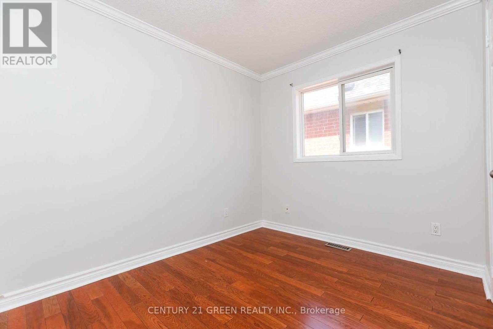 Upper - 3241 Bruzan Crescent, Mississauga, Ontario  L5N 8E7 - Photo 11 - W12915708