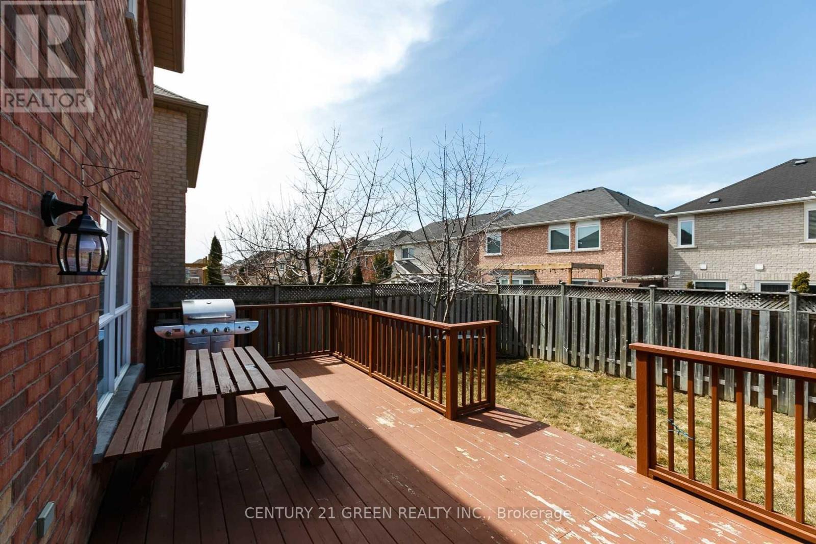 Upper - 3241 Bruzan Crescent, Mississauga, Ontario  L5N 8E7 - Photo 12 - W12915708