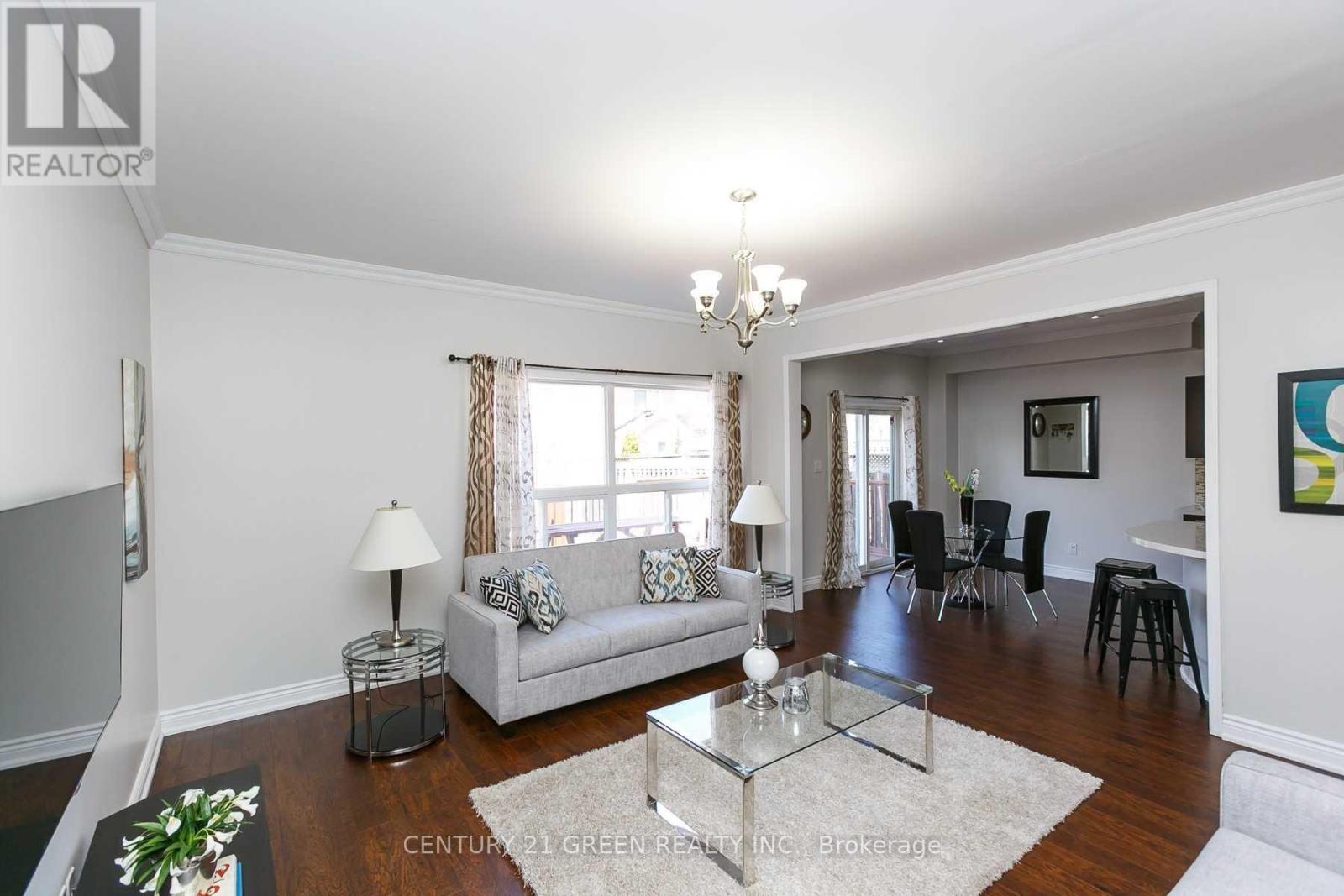 Upper - 3241 Bruzan Crescent, Mississauga, Ontario  L5N 8E7 - Photo 5 - W12915708