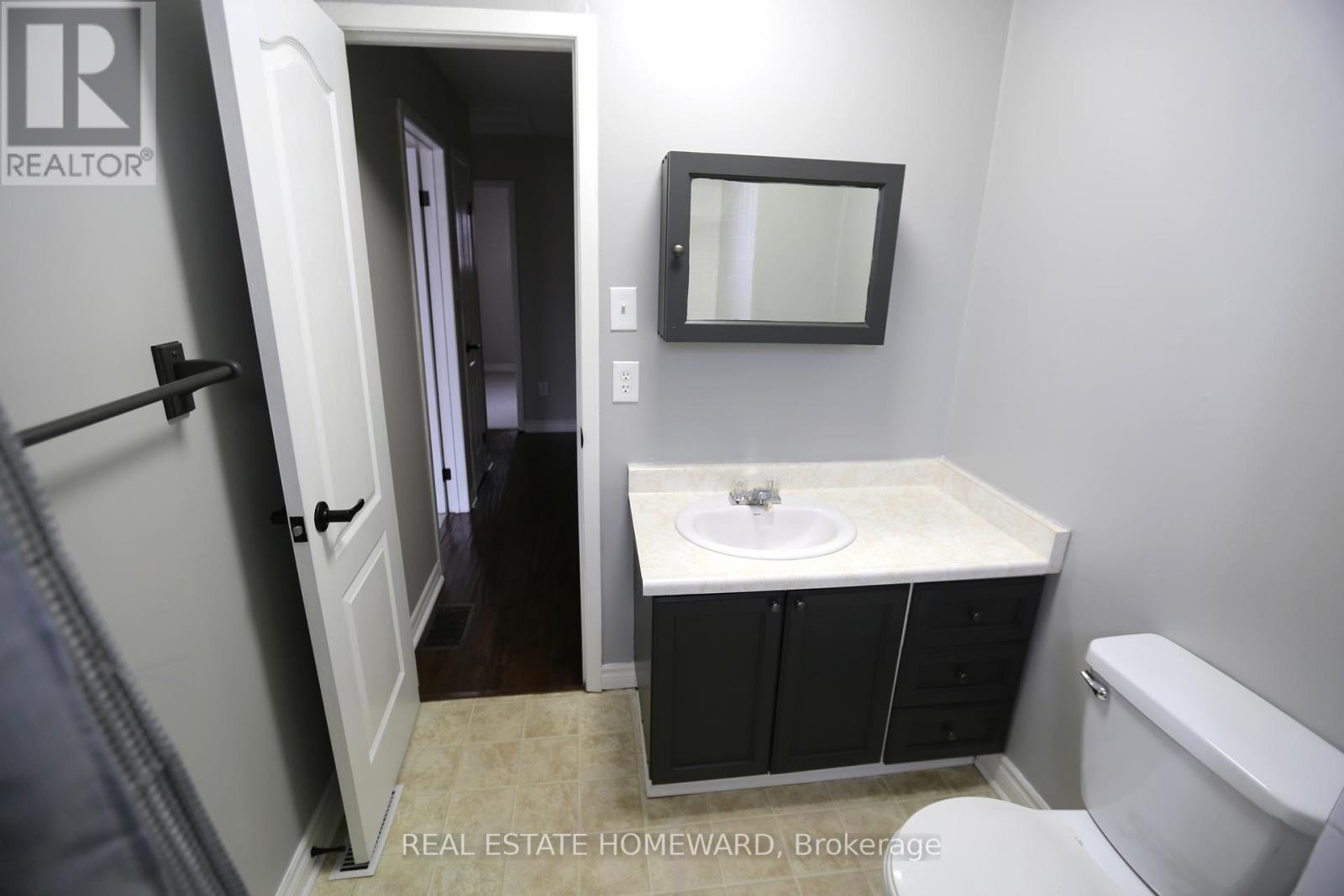 104 Enderby Crescent, Brampton, Ontario  L6T 4C6 - Photo 19 - W12915776