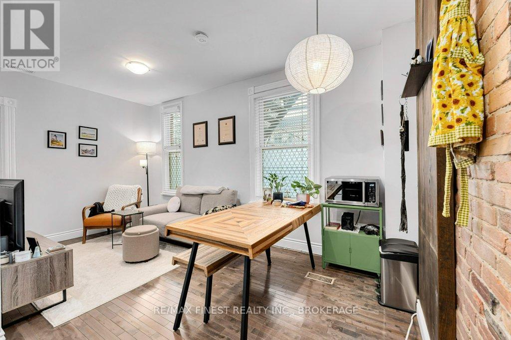 244 Brock Street, Kingston, Ontario  K7L 1S4 - Photo 15 - X12915446