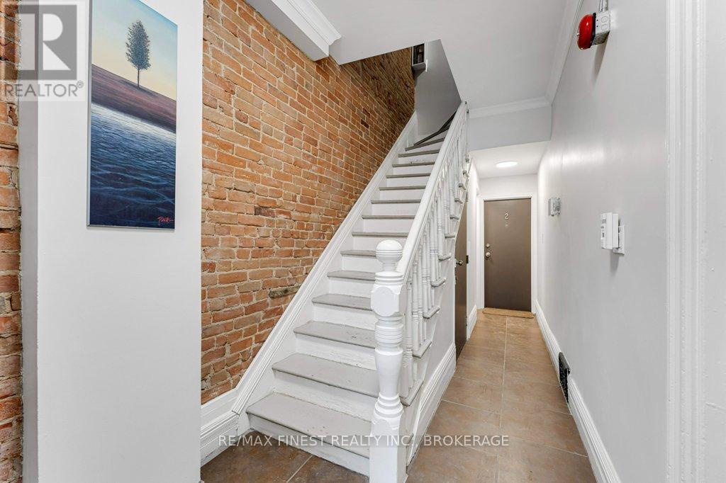 244 Brock Street, Kingston, Ontario  K7L 1S4 - Photo 4 - X12915446
