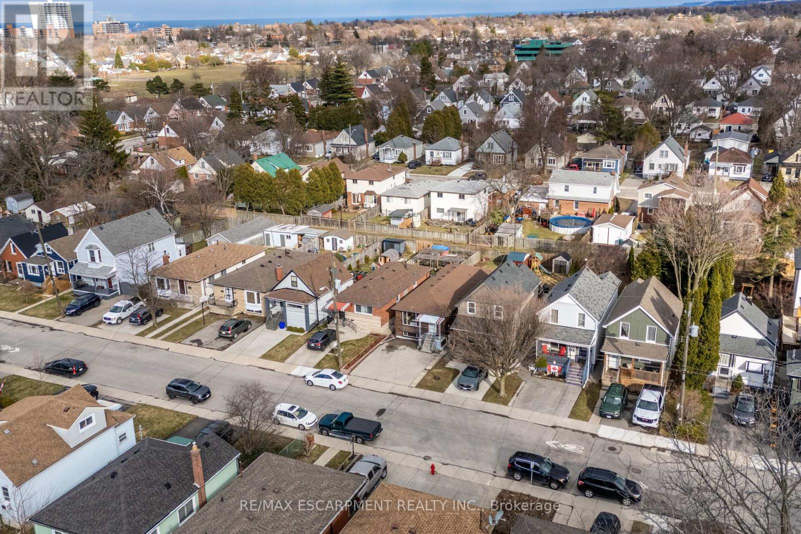 161 East 24th Street, Hamilton, Ontario  L8V 2Y2 - Photo 22 - X12915696